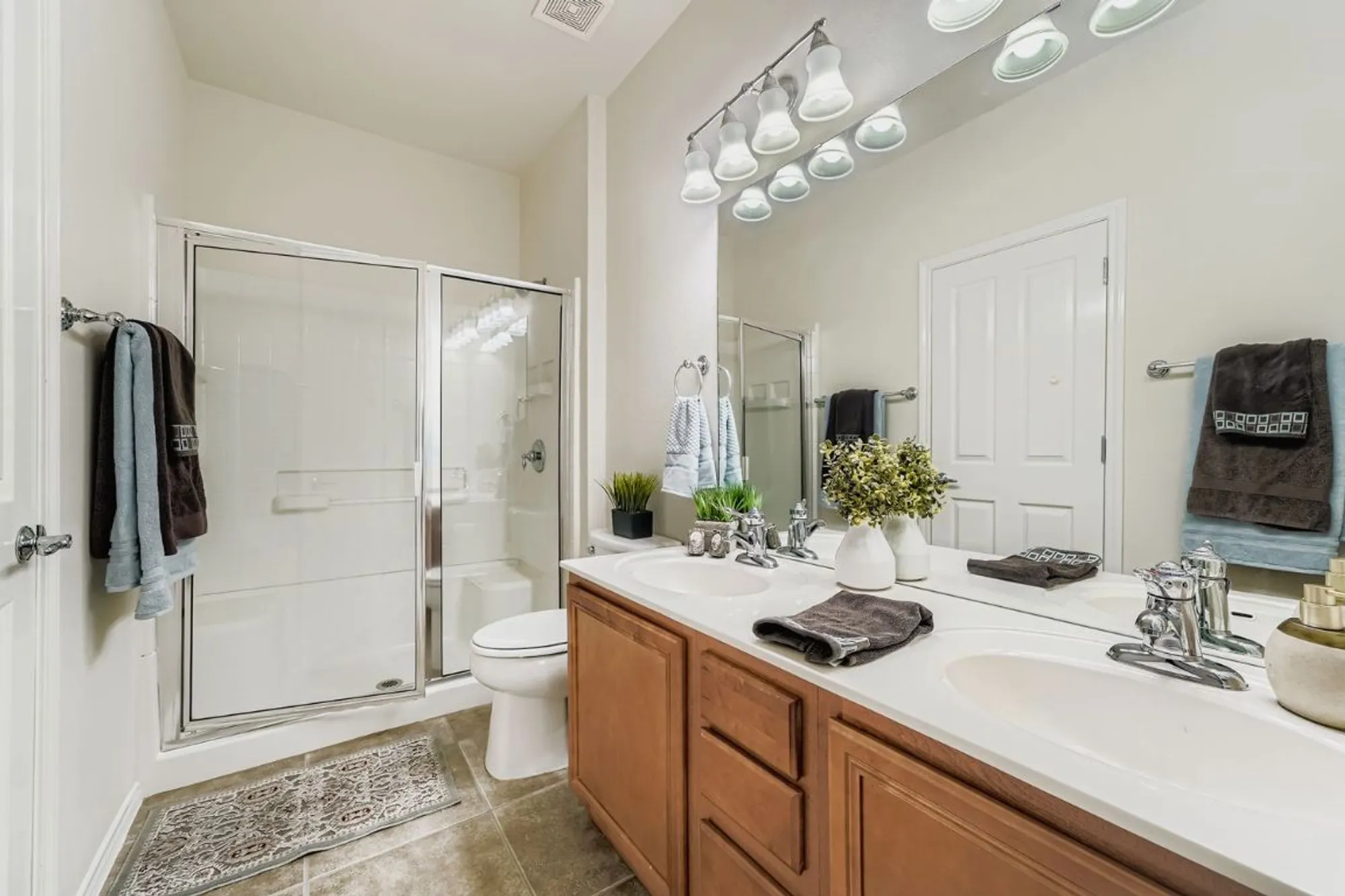 Property Slideshow image 17 of 26 | 307 mill pond path, Georgetown, TX, 78633