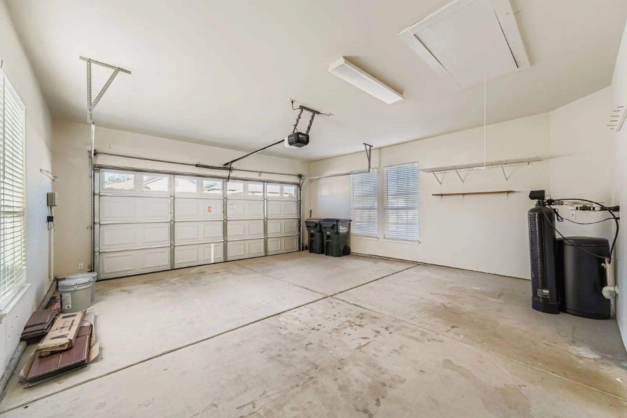 Property Slideshow image 24 of 26 | 307 mill pond path, Georgetown, TX, 78633