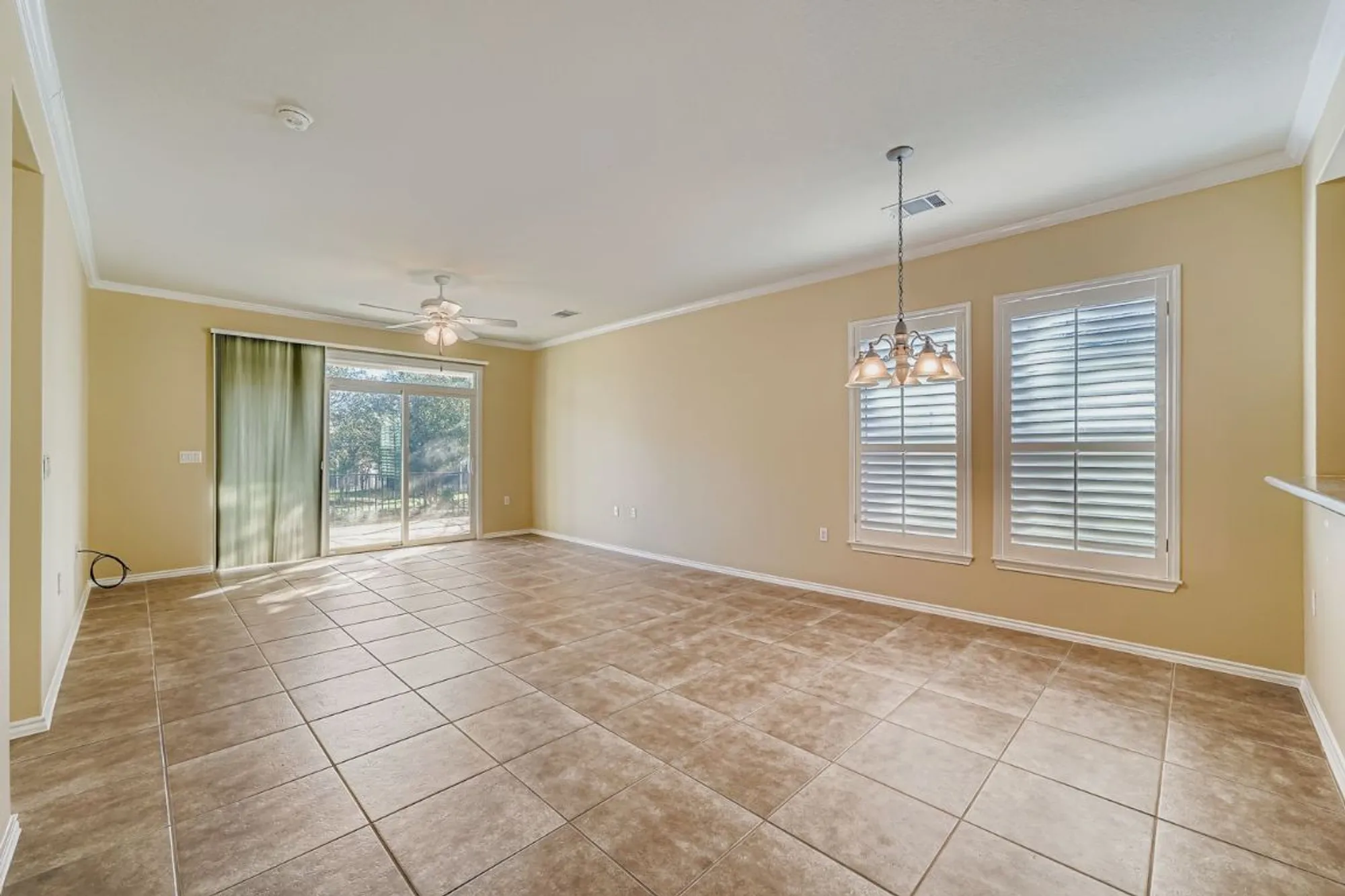 Property Slideshow image 5 of 26 | 307 mill pond path, Georgetown, TX, 78633