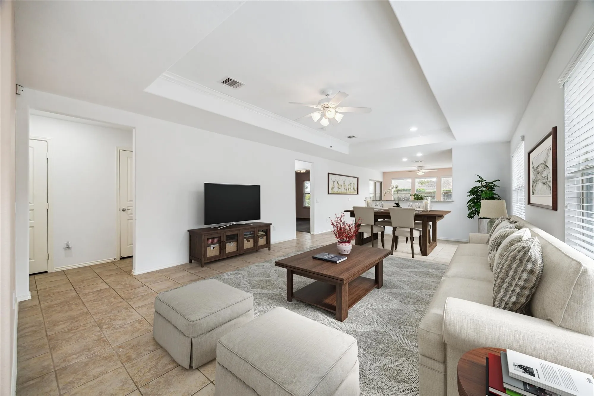 Property Slideshow image 6 of 15 | 1119 catalpa dr, Richmond, TX, 77469