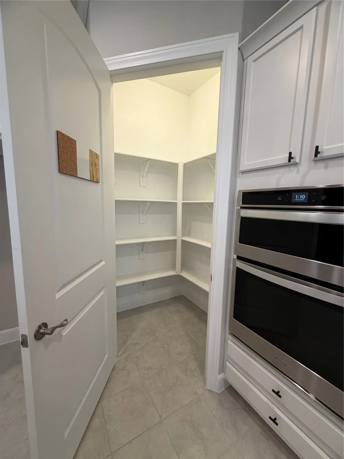 Property Slideshow image 12 of 48 | 309 gotland russ ln, The Woodlands, TX, 77382