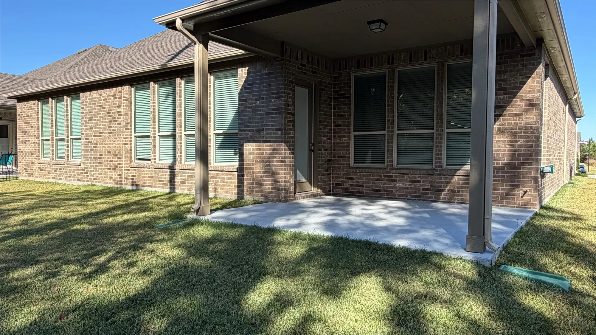 Property Slideshow image 45 of 48 | 309 gotland russ ln, The Woodlands, TX, 77382