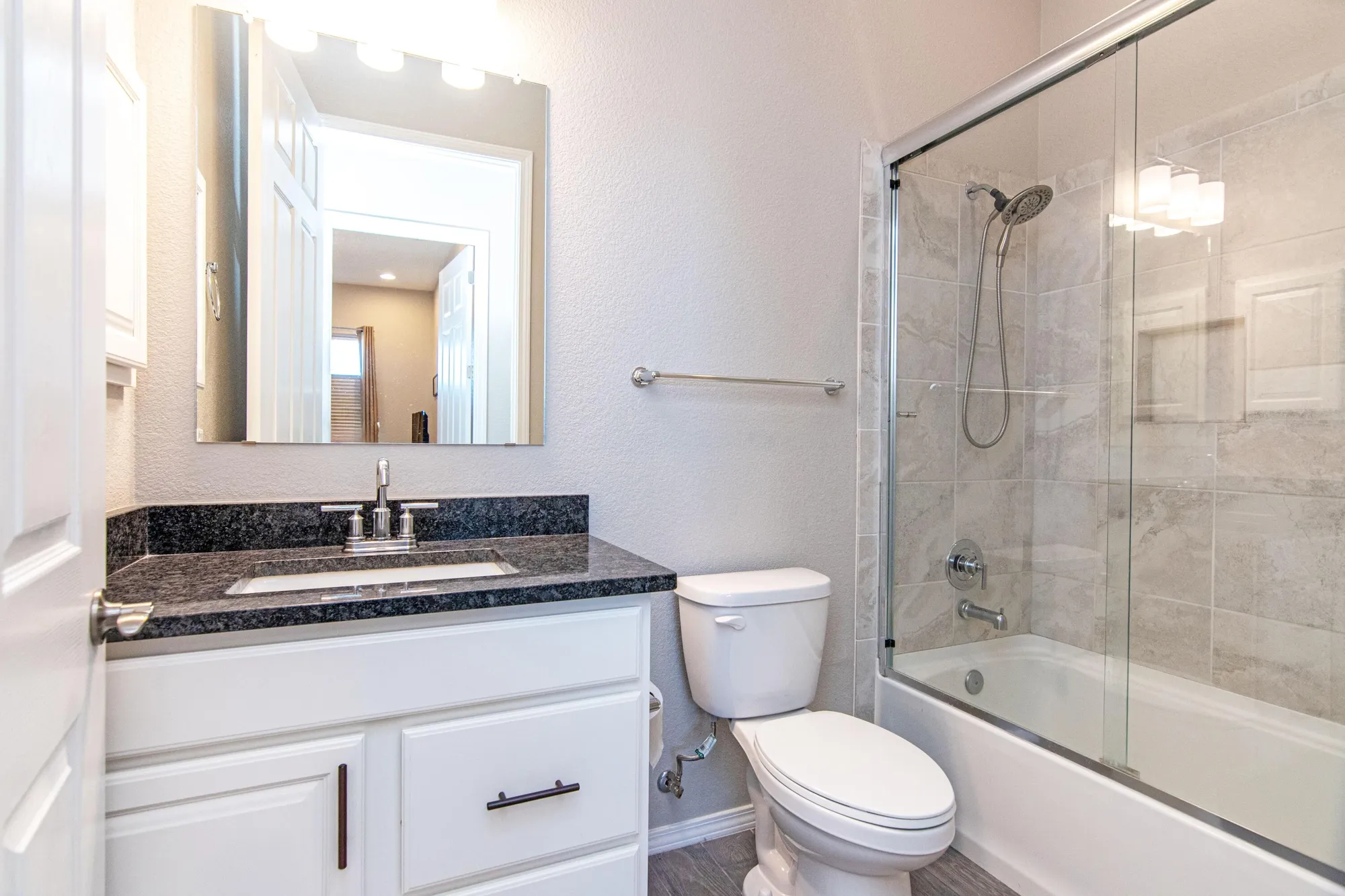 Property Slideshow image 17 of 32 | 9216 crystal creek ln nw, Albuquerque, NM, 87120