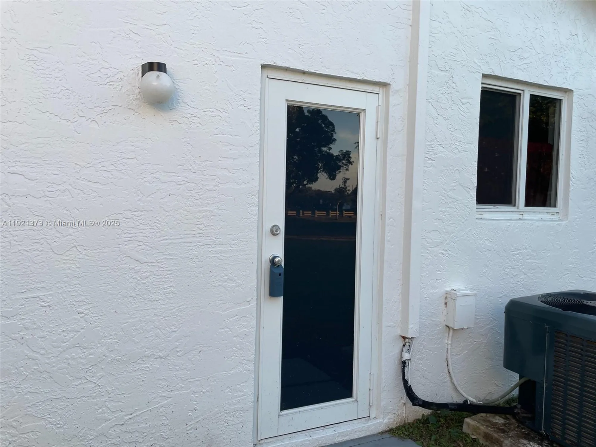 Property Slideshow image 15 of 63 | 1721 nw 86th ave, Plantation, FL, 33322