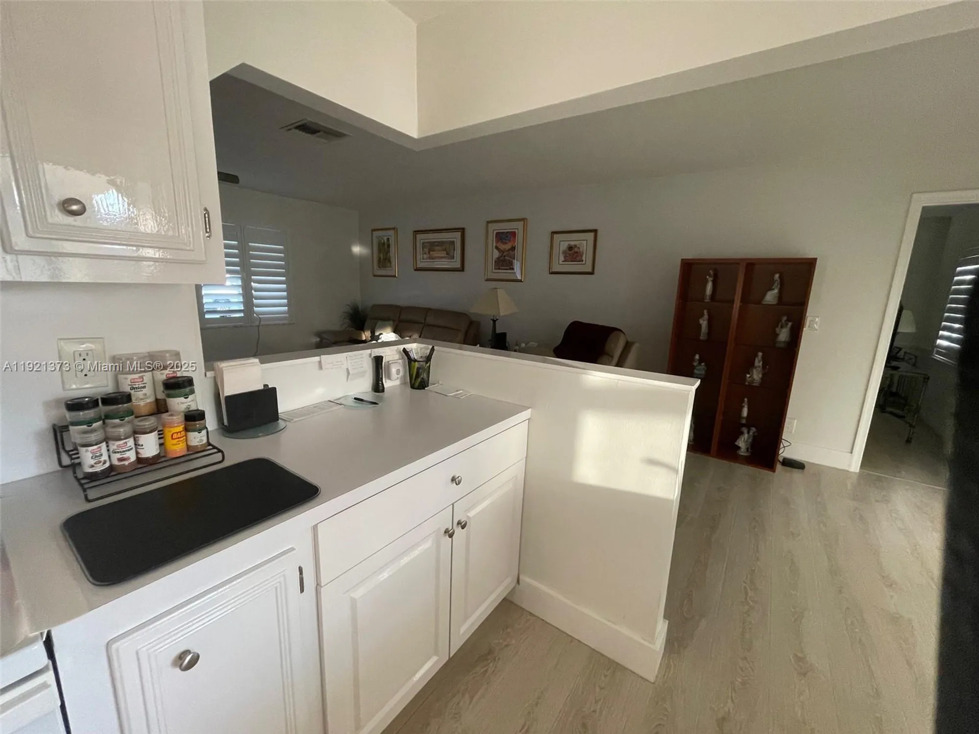 Property Slideshow image 5 of 63 | 1721 nw 86th ave, Plantation, FL, 33322