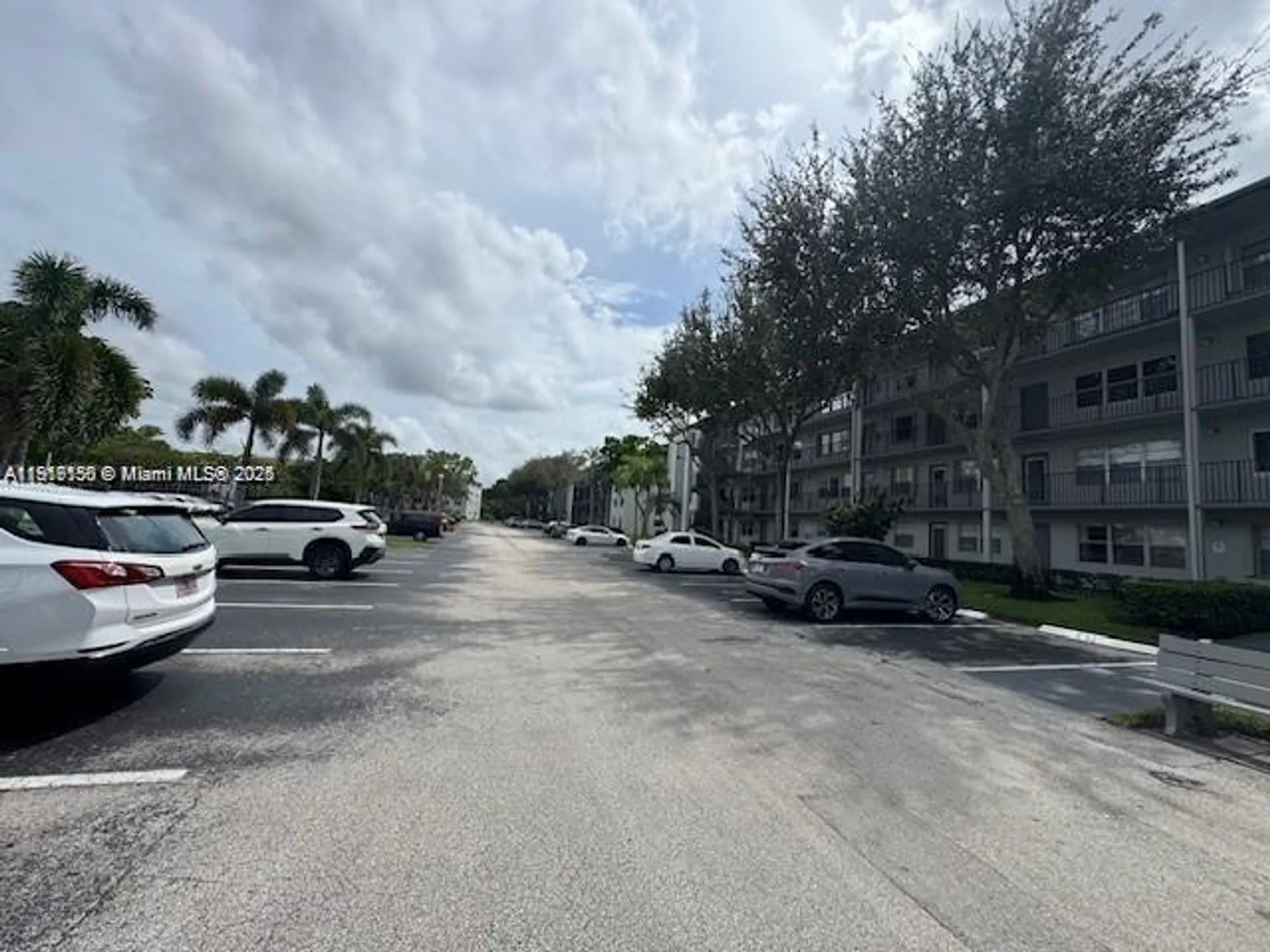 Property Slideshow image 10 of 12 | 300 sw 134th way apt 107e, Pembroke Pines, FL, 33027