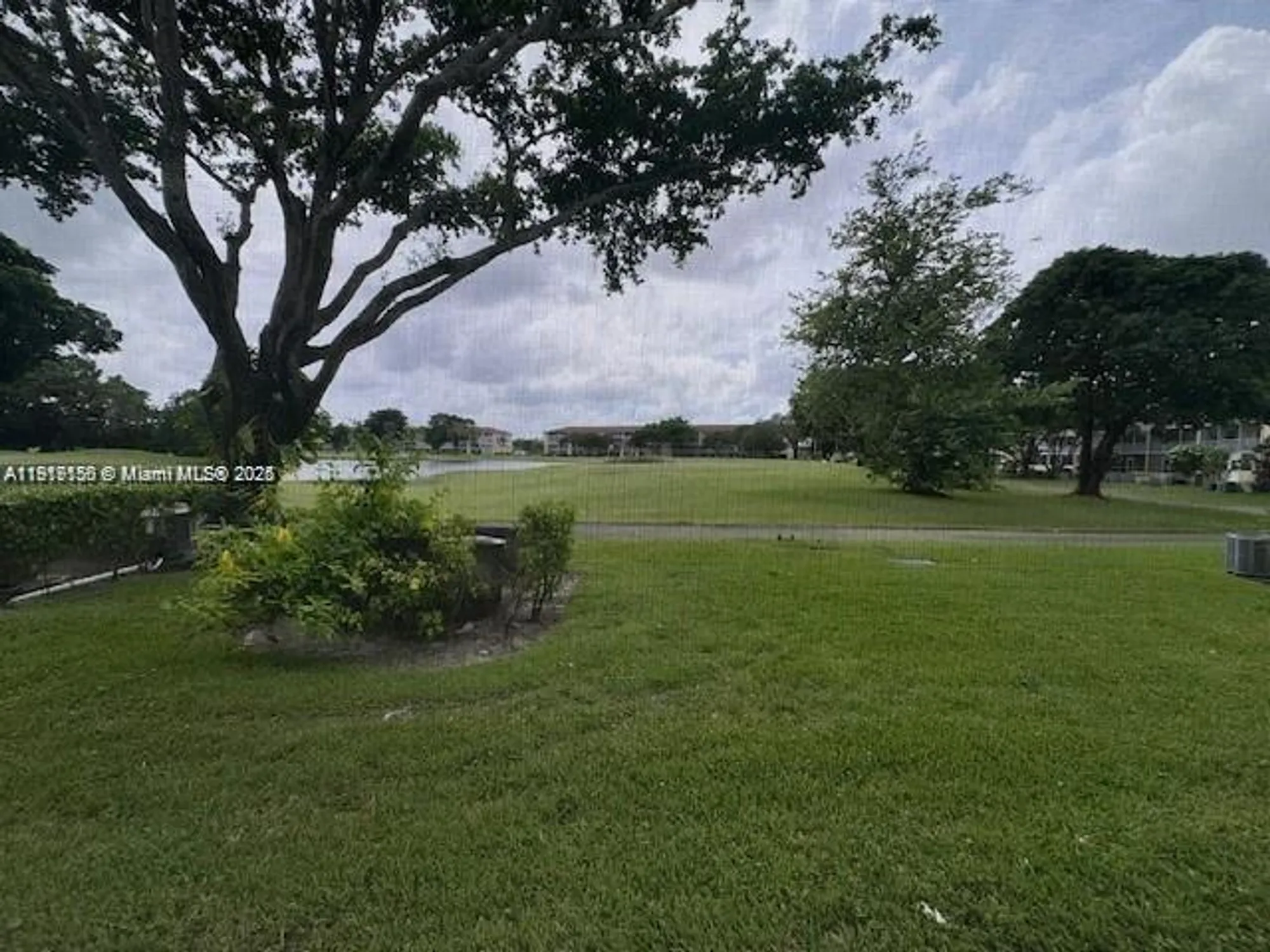 Property Slideshow image 12 of 12 | 300 sw 134th way apt 107e, Pembroke Pines, FL, 33027