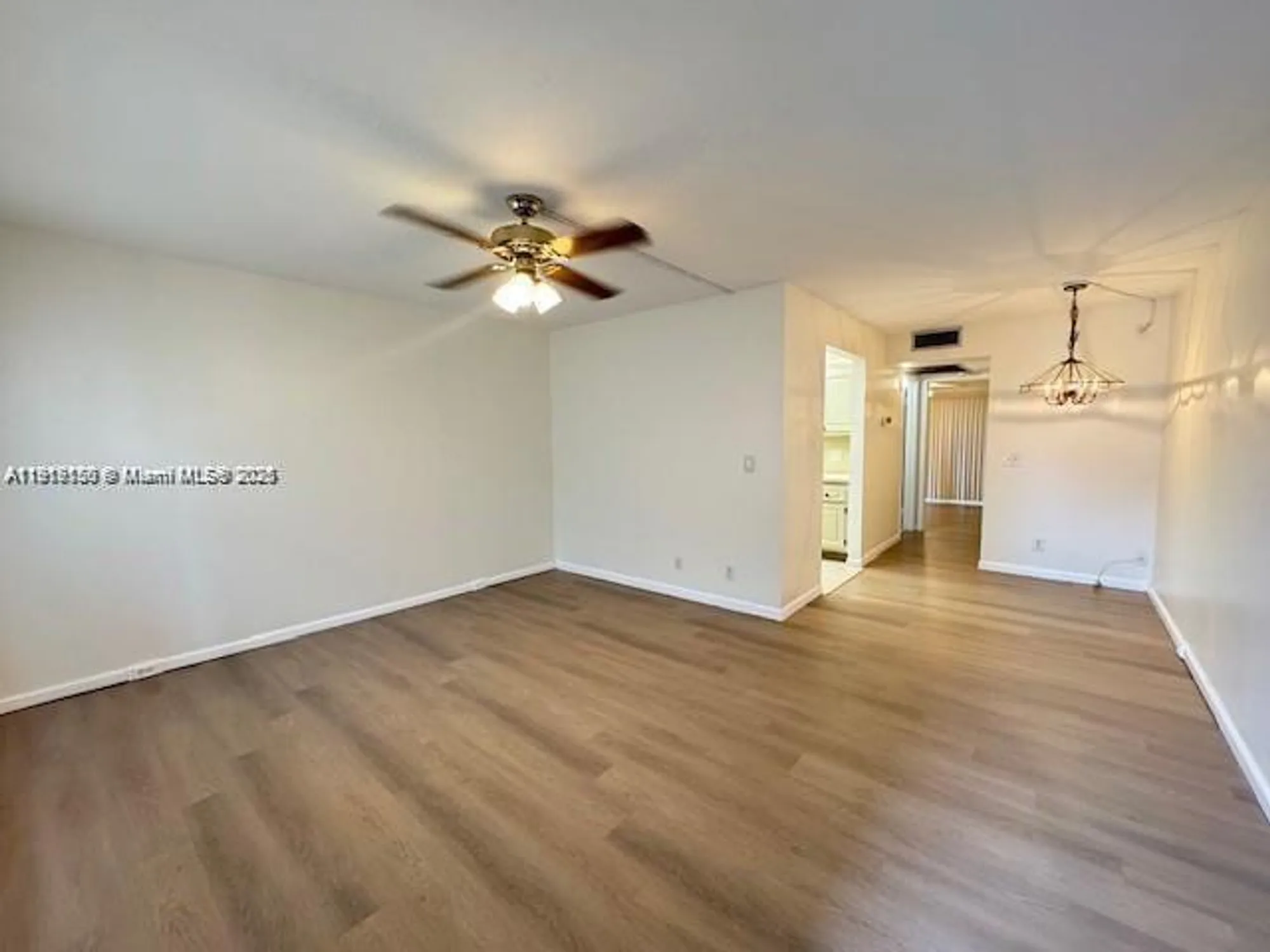 Property Slideshow image 5 of 12 | 300 sw 134th way apt 107e, Pembroke Pines, FL, 33027