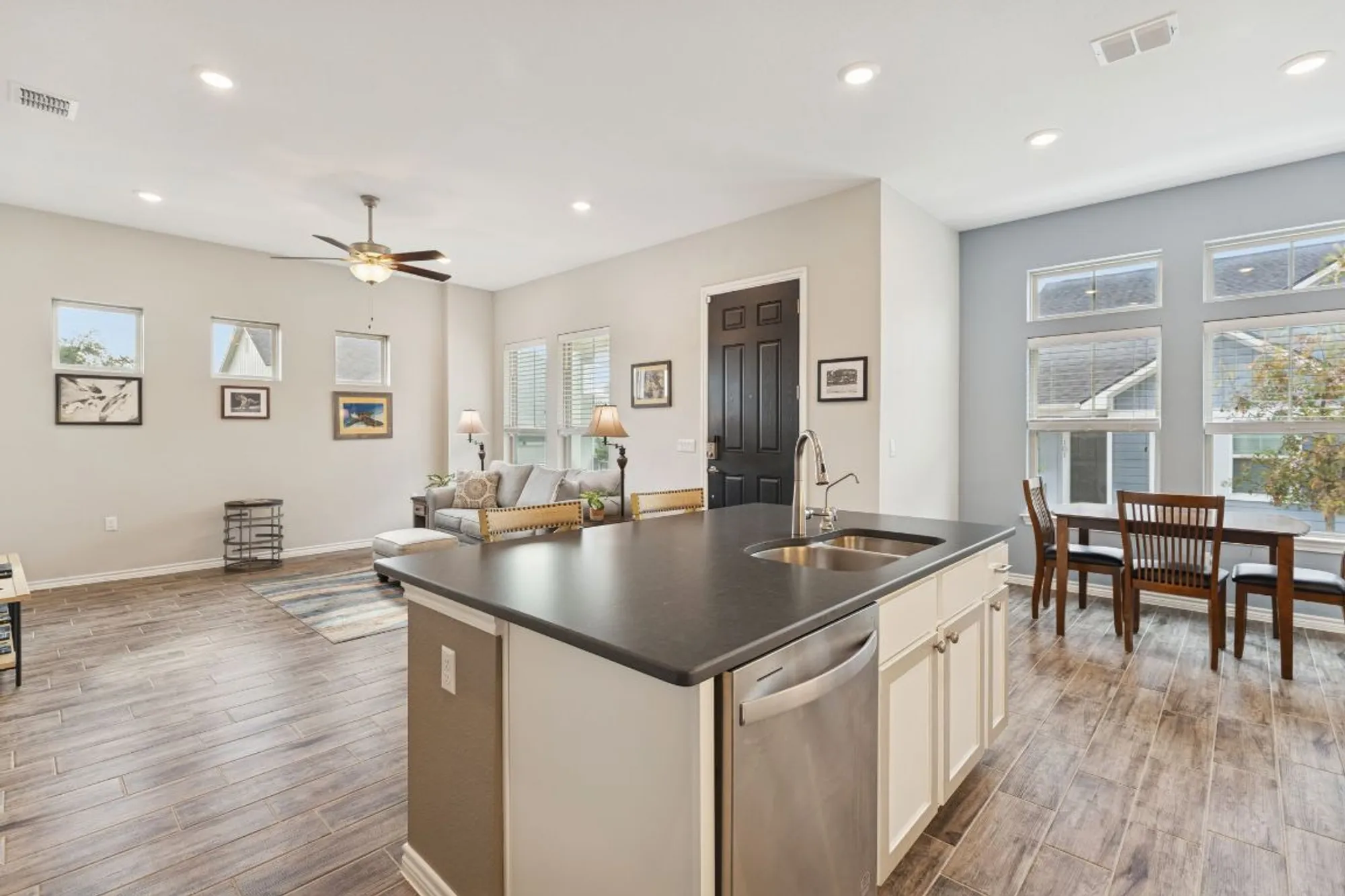 Property Slideshow image 16 of 40 | 105 lafitte dr # 101, San Marcos, TX, 78666