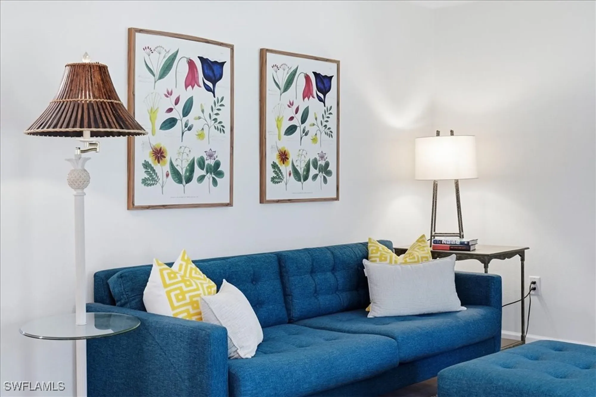 Property Slideshow image 15 of 36 | 3200 gulf shore blvd 105, Naples, FL, 34103