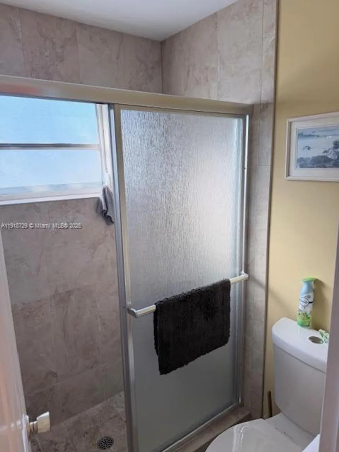 Property Slideshow image 14 of 15 | 260 south blvd a, Boynton Beach, FL, 33435