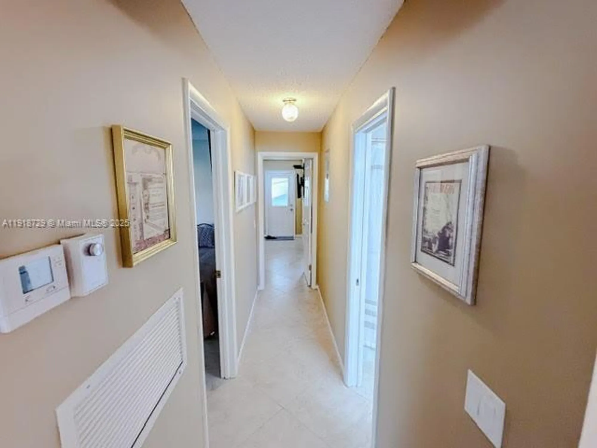 Property Slideshow image 10 of 15 | 260 south blvd a, Boynton Beach, FL, 33435