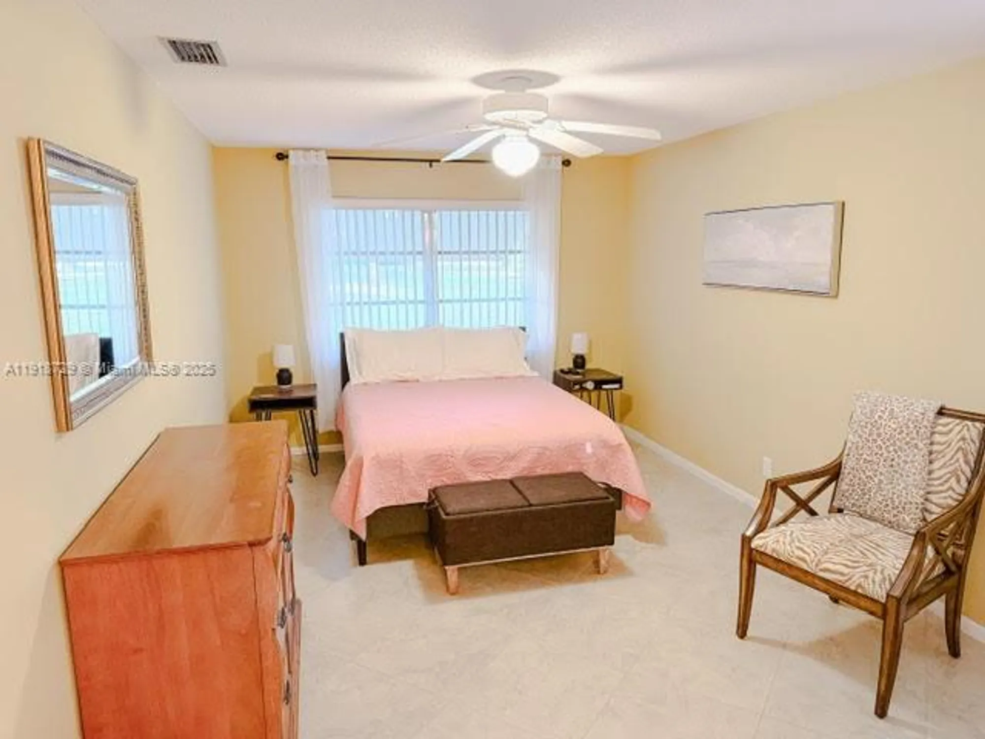 Property Slideshow image 13 of 15 | 260 south blvd a, Boynton Beach, FL, 33435