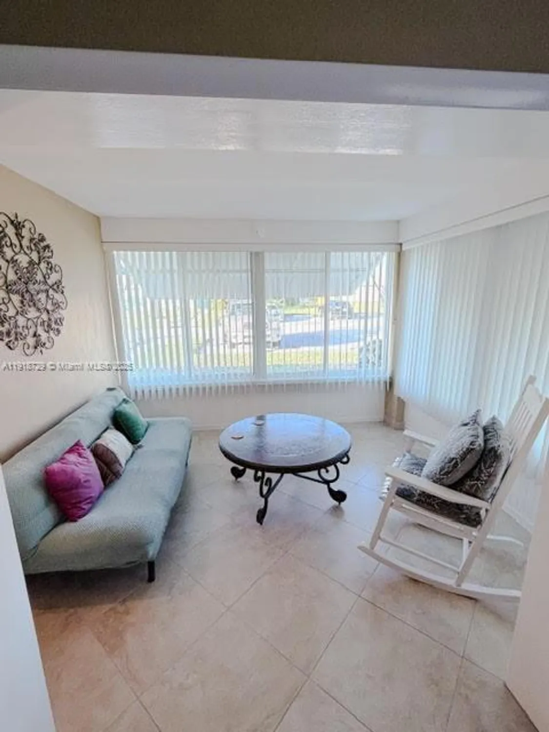 Property Slideshow image 4 of 15 | 260 south blvd a, Boynton Beach, FL, 33435