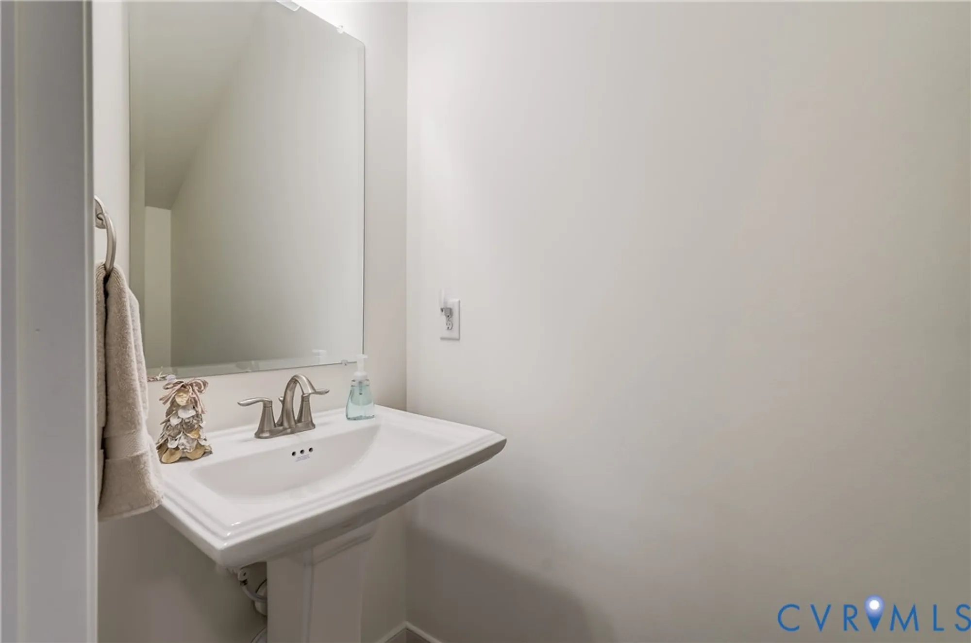 Property Slideshow image 15 of 37 | 9453 tesserae way, Richmond, VA, 23238
