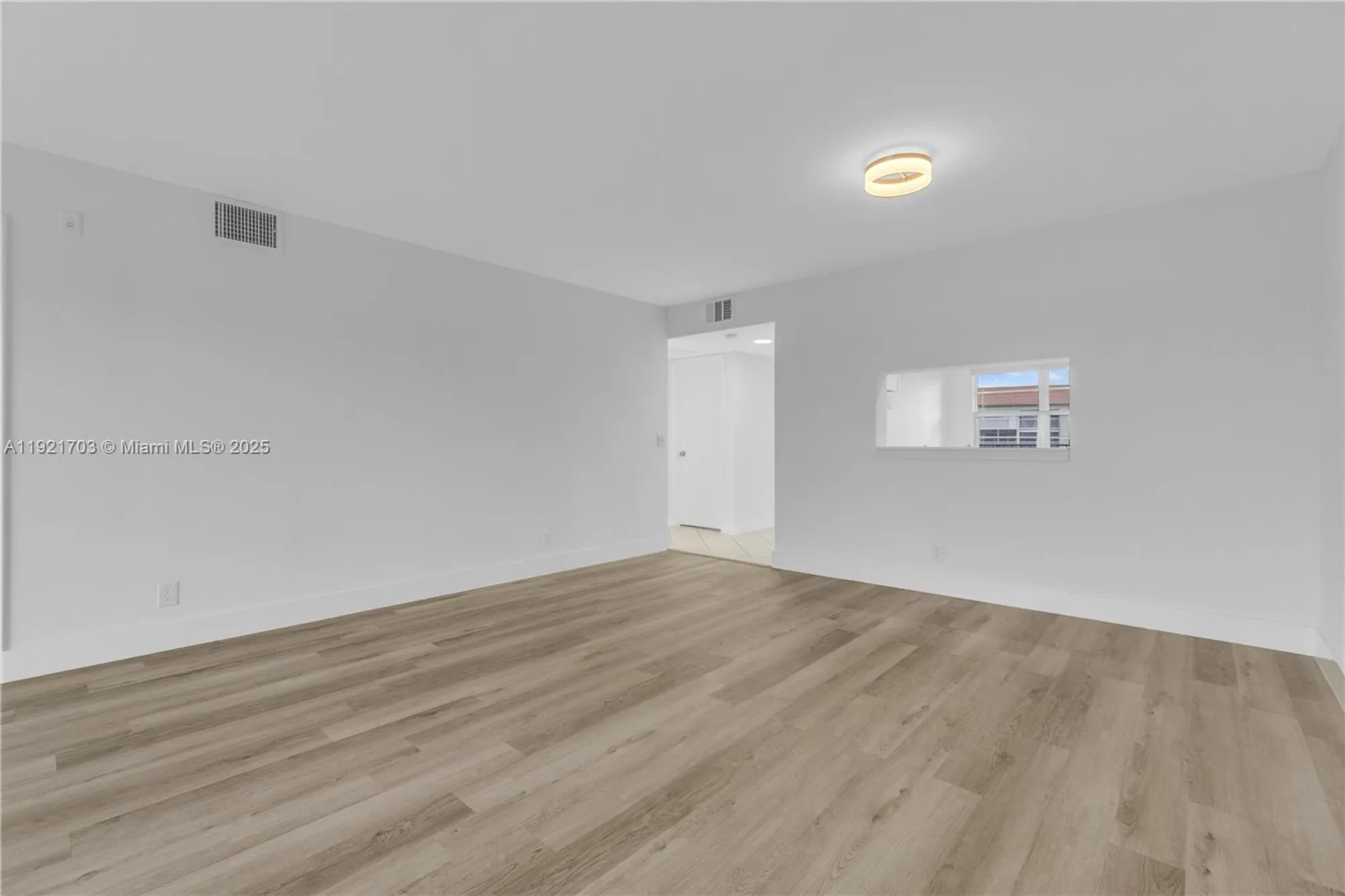 Property Slideshow image 21 of 55 | 12950 sw 13th st 309d, Pembroke Pines, FL, 33027