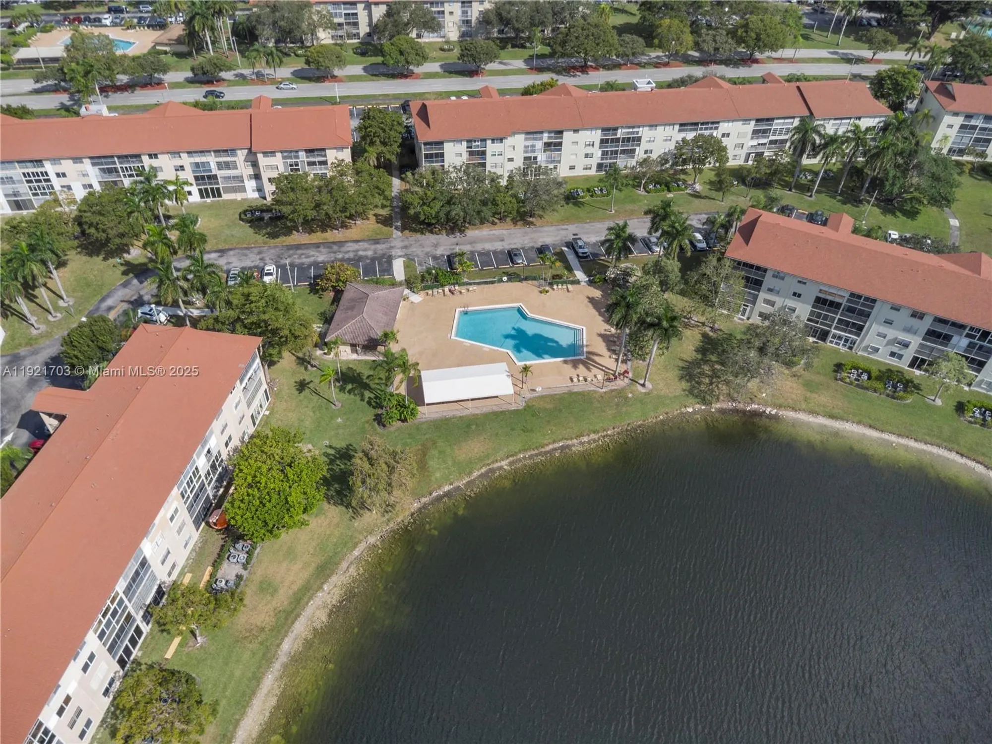 Property Slideshow image 23 of 55 | 12950 sw 13th st 309d, Pembroke Pines, FL, 33027