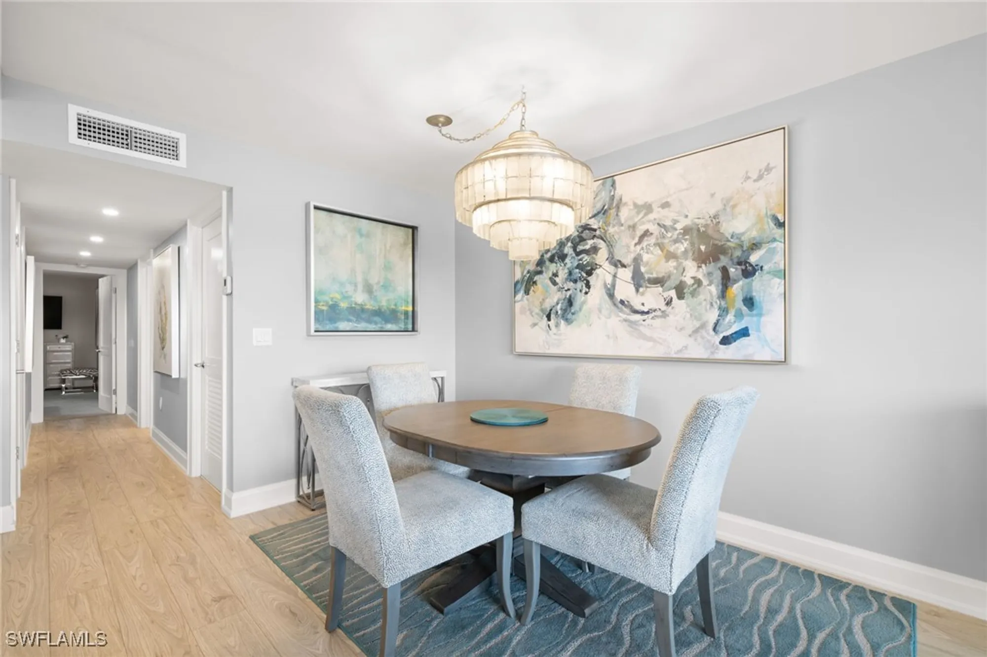 Property Slideshow image 14 of 39 | 222 harbour dr apt 207, Naples, FL, 34103