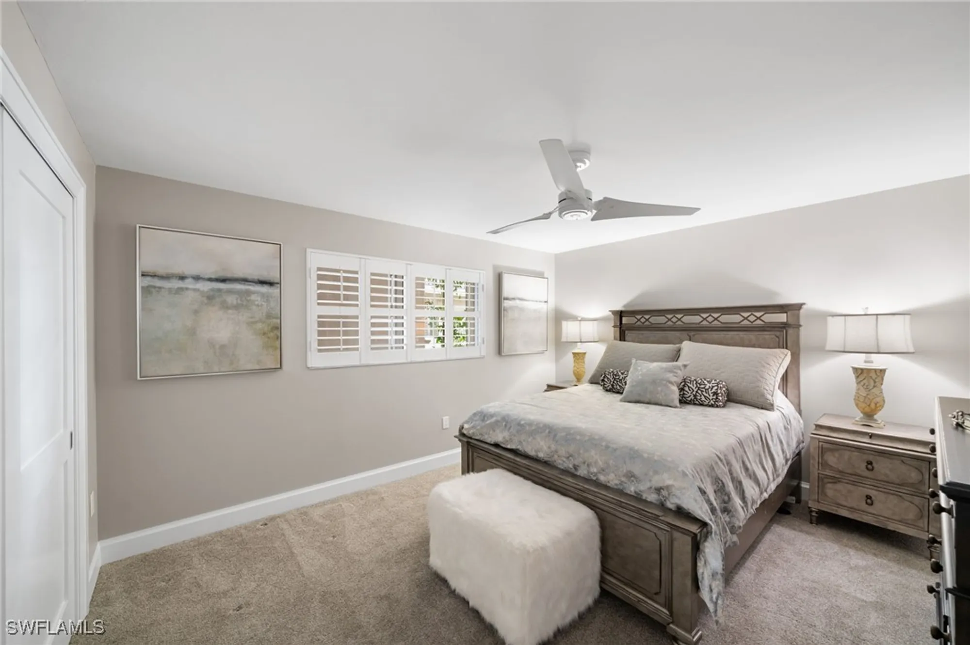Property Slideshow image 21 of 39 | 222 harbour dr apt 207, Naples, FL, 34103