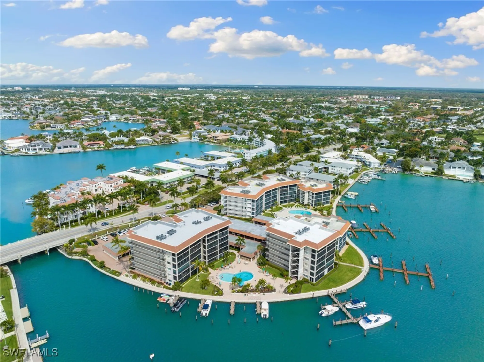 Property Slideshow image 35 of 39 | 222 harbour dr apt 207, Naples, FL, 34103