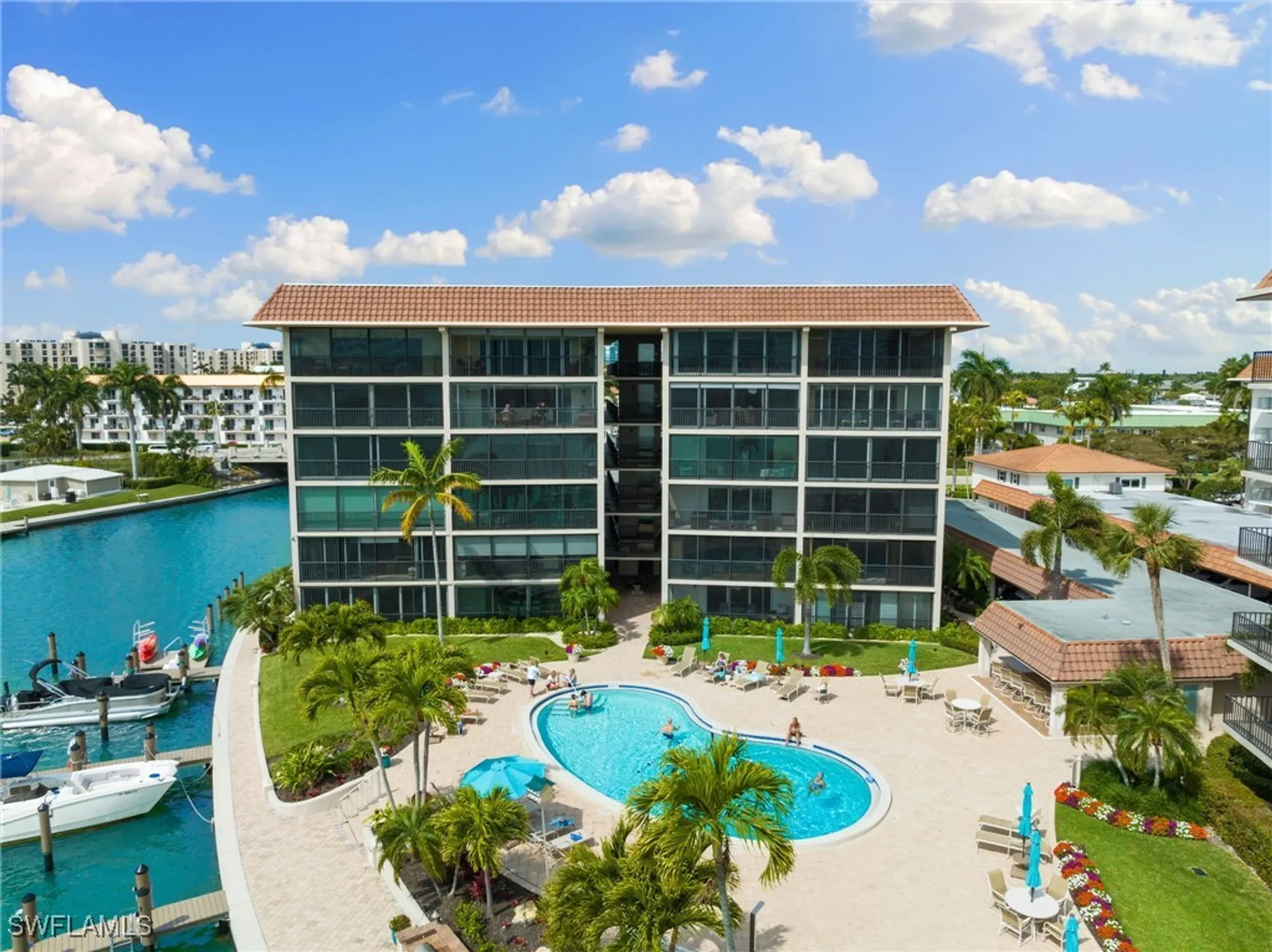 Property Slideshow image 36 of 39 | 222 harbour dr apt 207, Naples, FL, 34103