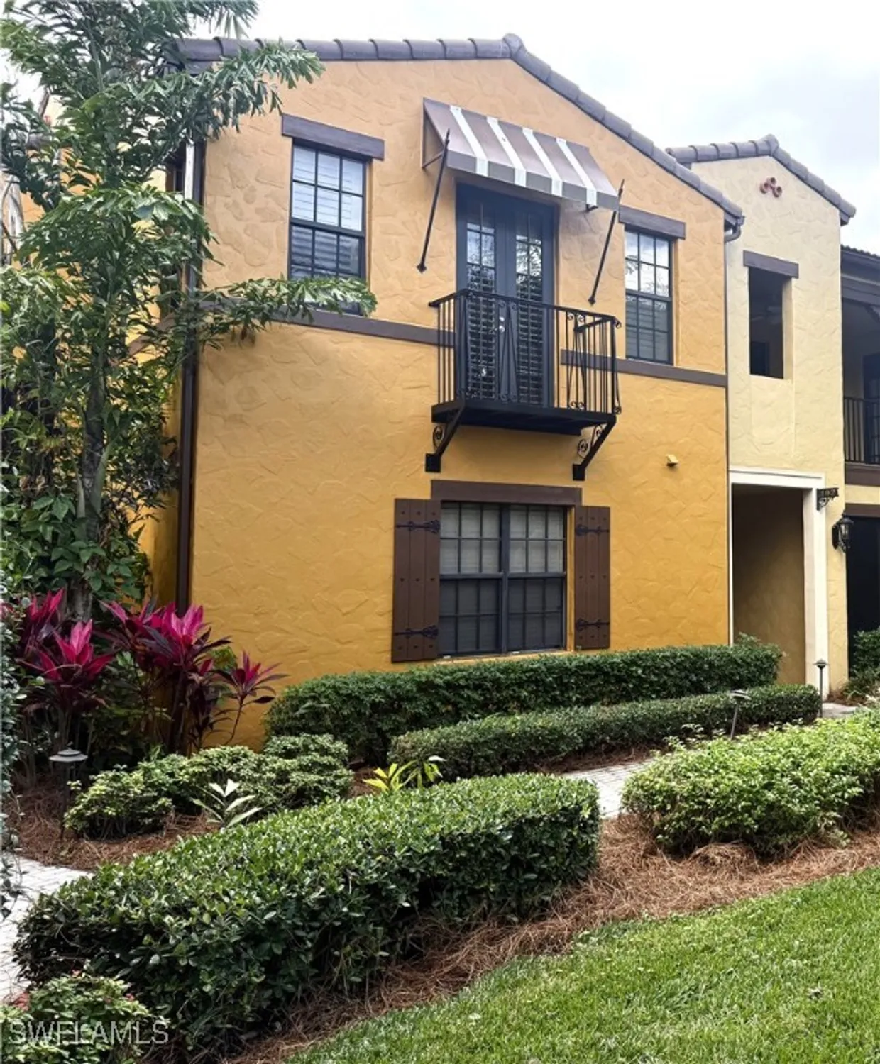 Property Slideshow image 1 of 13 | 8941 malibu st # 1, Naples, FL, 34113