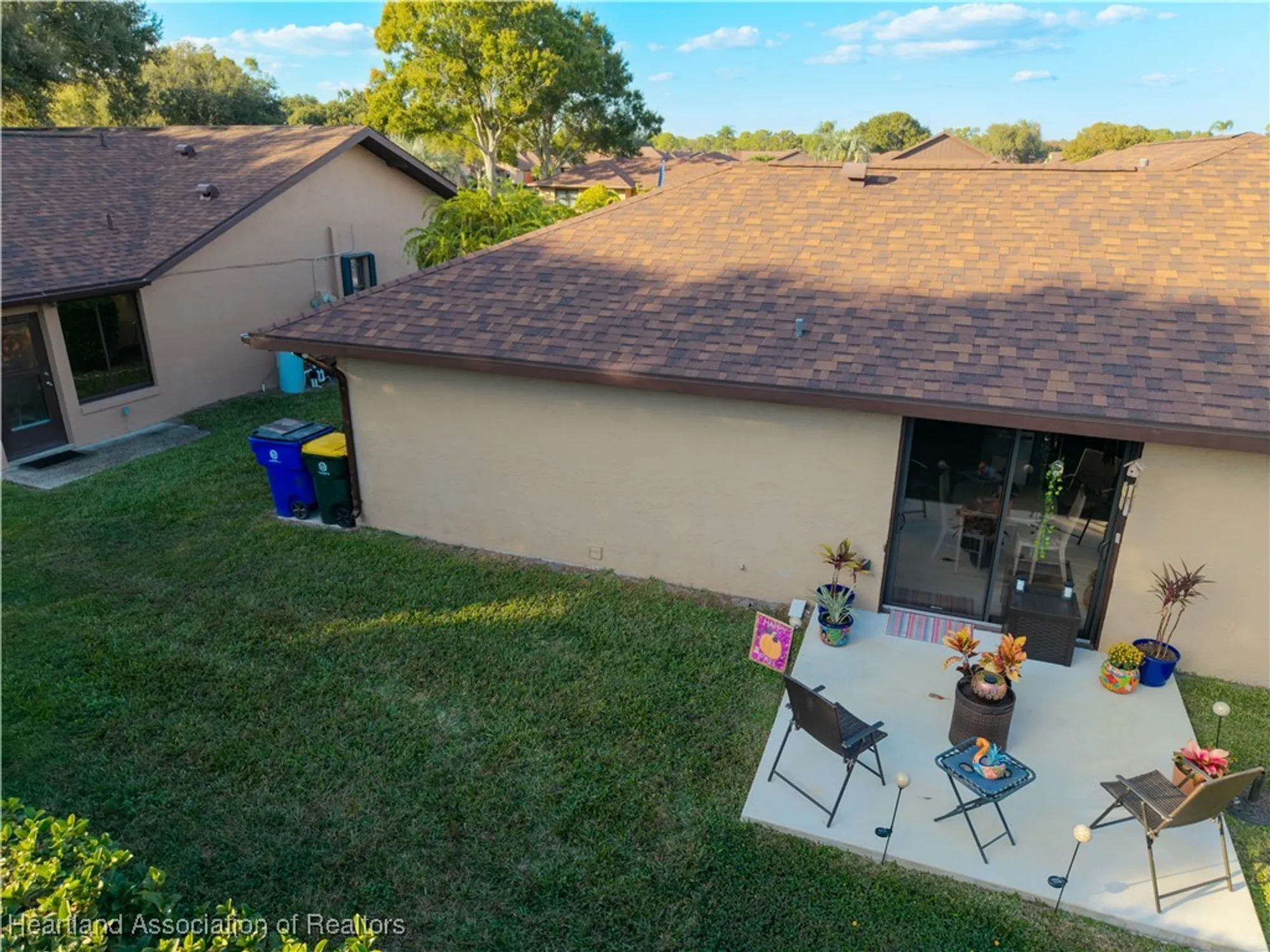 Property Slideshow image 25 of 45 | 3010 sugar pine cir, Sebring, FL, 33872