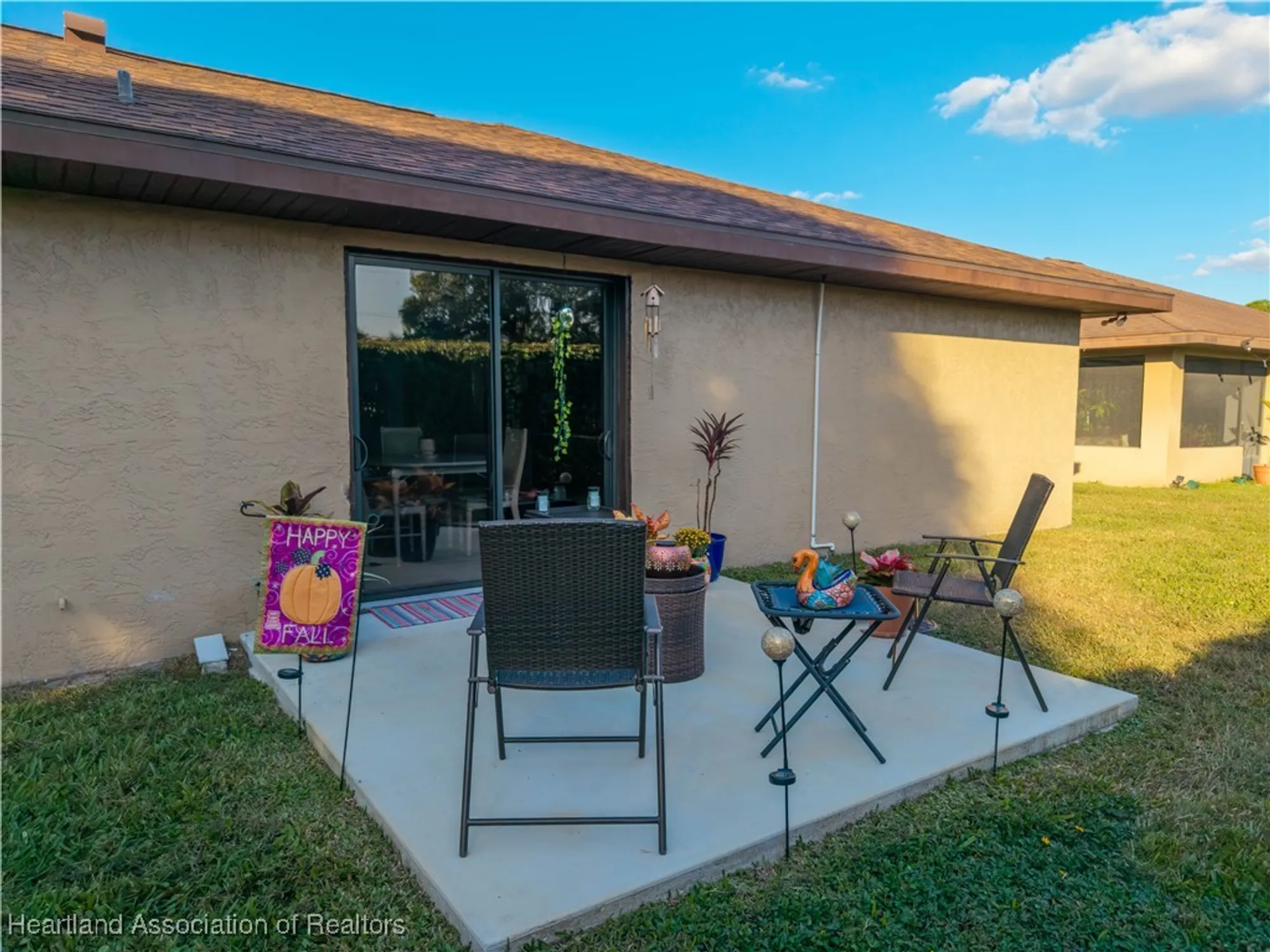 Property Slideshow image 27 of 45 | 3010 sugar pine cir, Sebring, FL, 33872