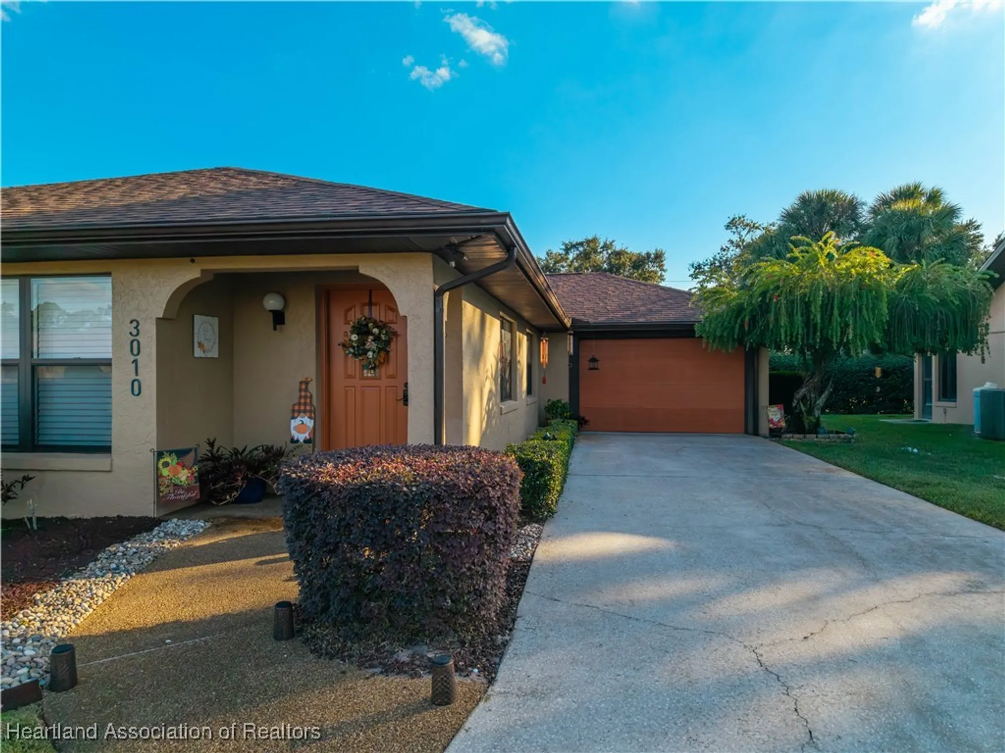 Property Slideshow image 34 of 45 | 3010 sugar pine cir, Sebring, FL, 33872