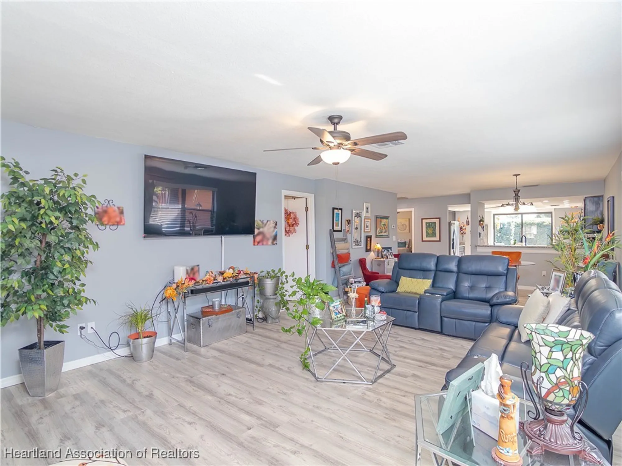 Property Slideshow image 8 of 45 | 3010 sugar pine cir, Sebring, FL, 33872