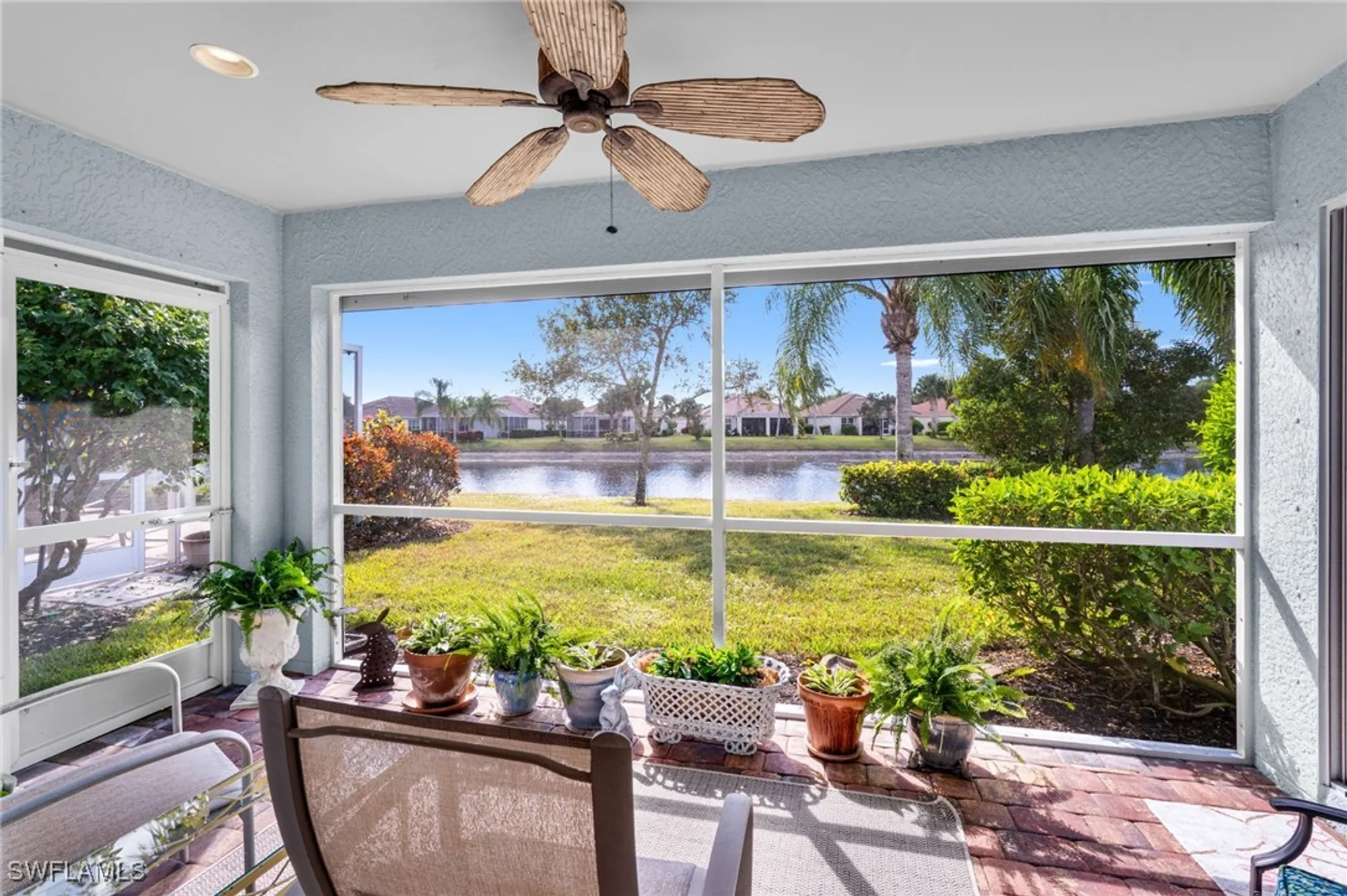 Property Slideshow image 17 of 21 | 8700 querce ct, Naples, FL, 34114