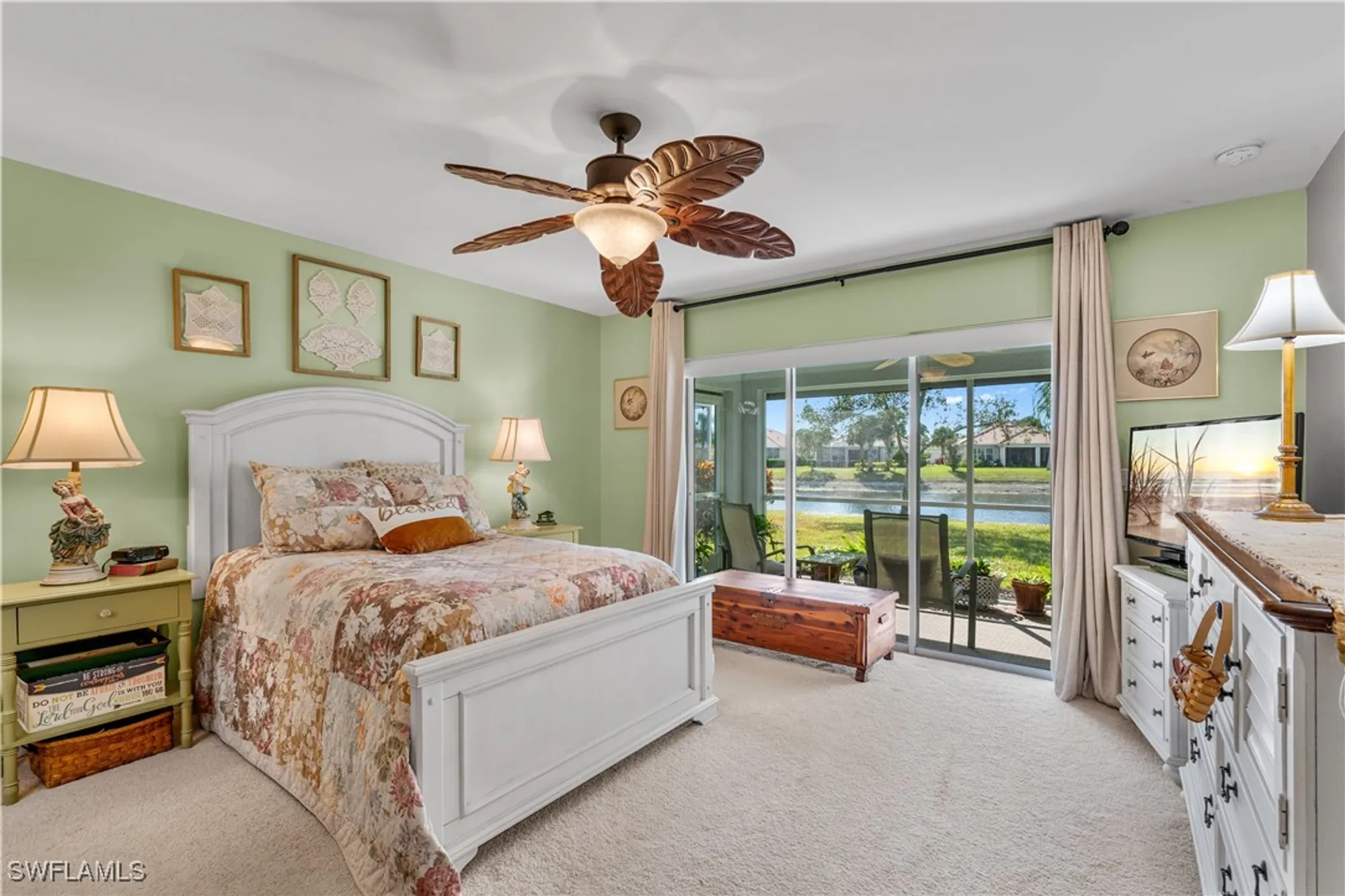Property Slideshow image 10 of 21 | 8700 querce ct, Naples, FL, 34114