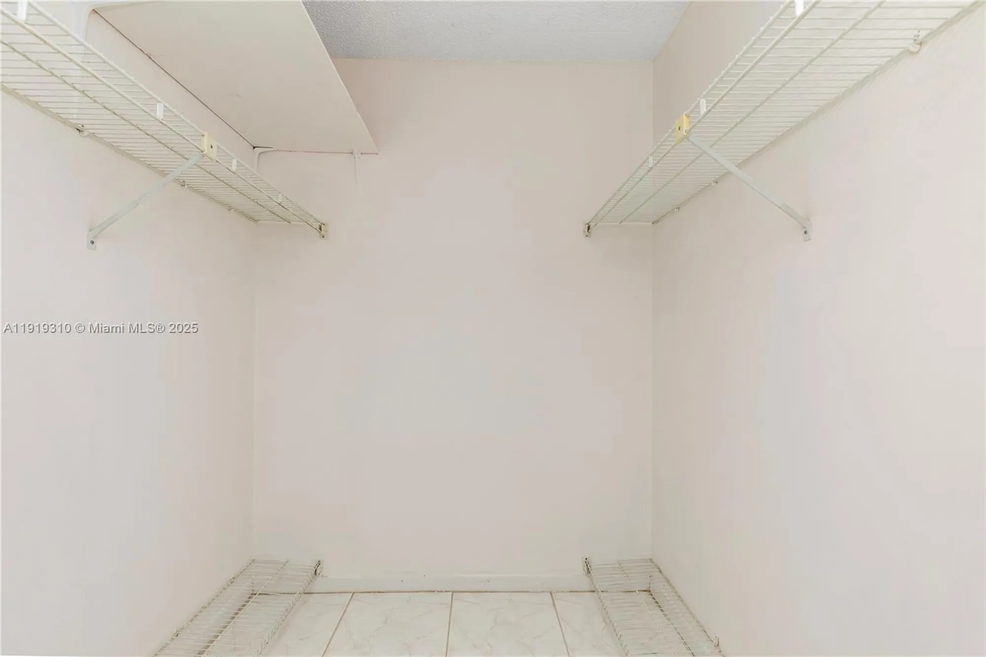 Property Slideshow image 14 of 27 | 13250 sw 4th ct 401g, Pembroke Pines, FL, 33027