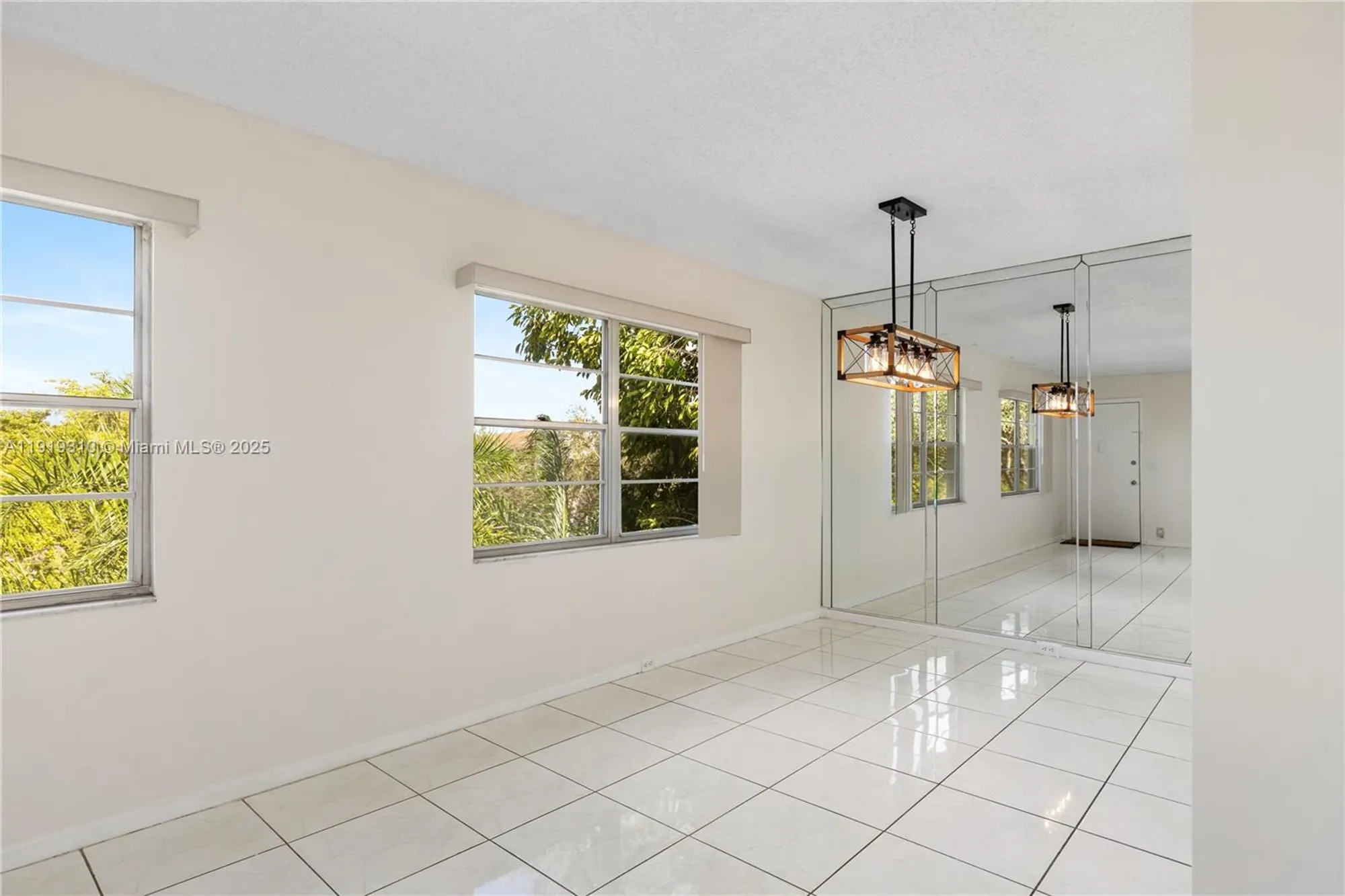 Property Slideshow image 7 of 27 | 13250 sw 4th ct 401g, Pembroke Pines, FL, 33027