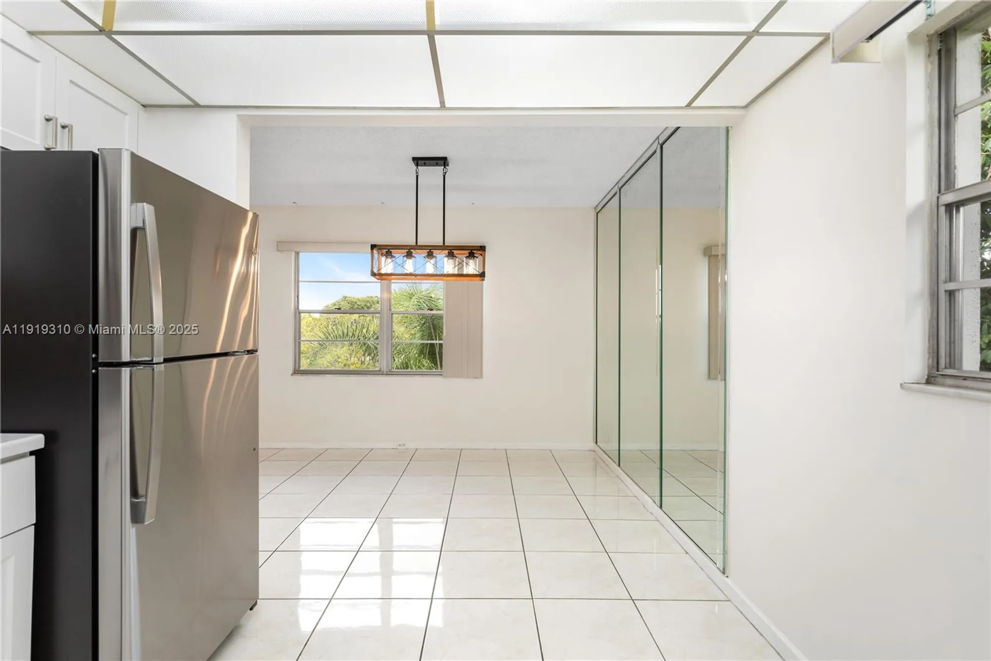 Property Slideshow image 8 of 27 | 13250 sw 4th ct 401g, Pembroke Pines, FL, 33027