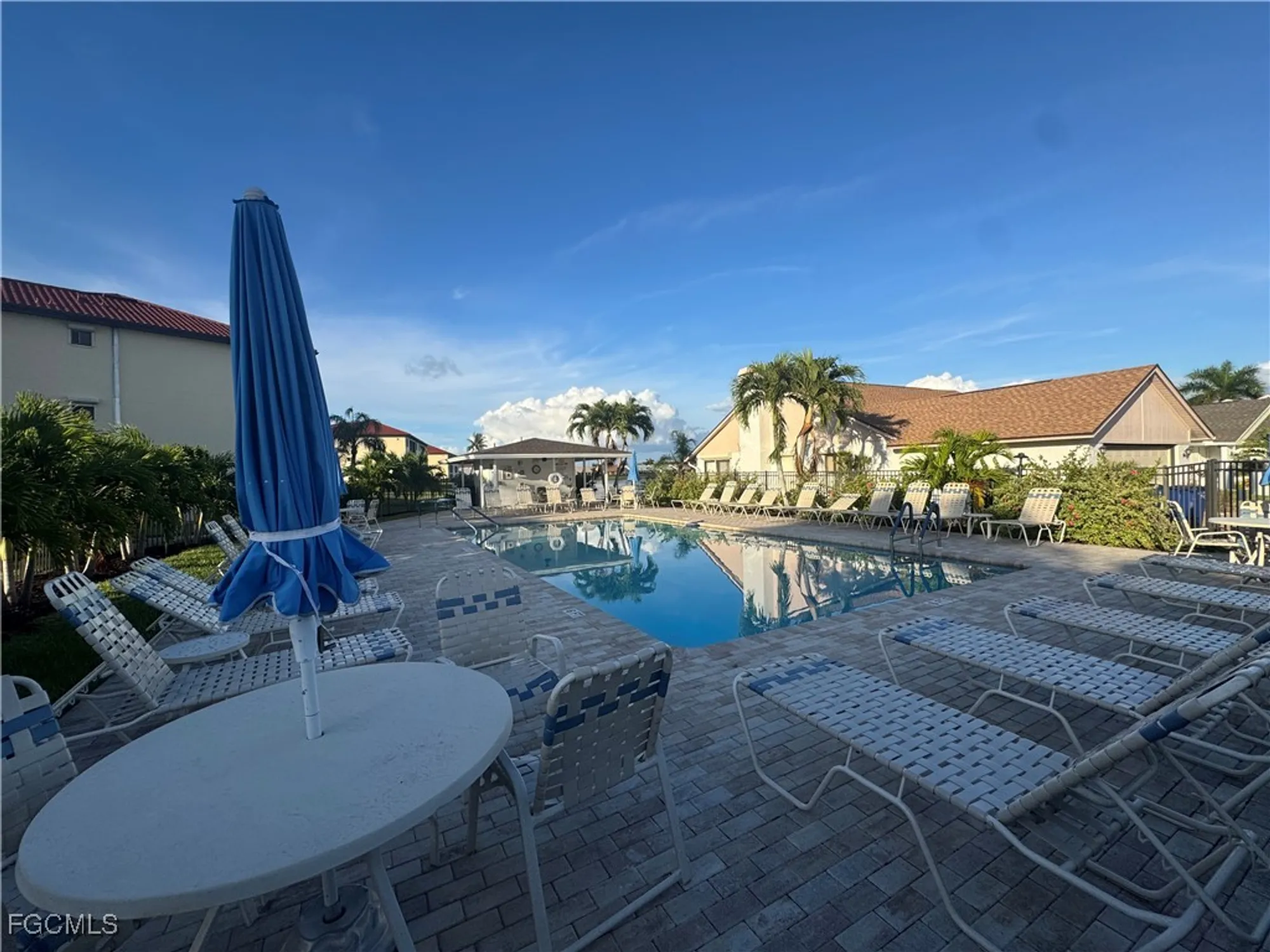 Property Slideshow image 12 of 12 | 11861 caravel cir, Fort Myers, FL, 33908