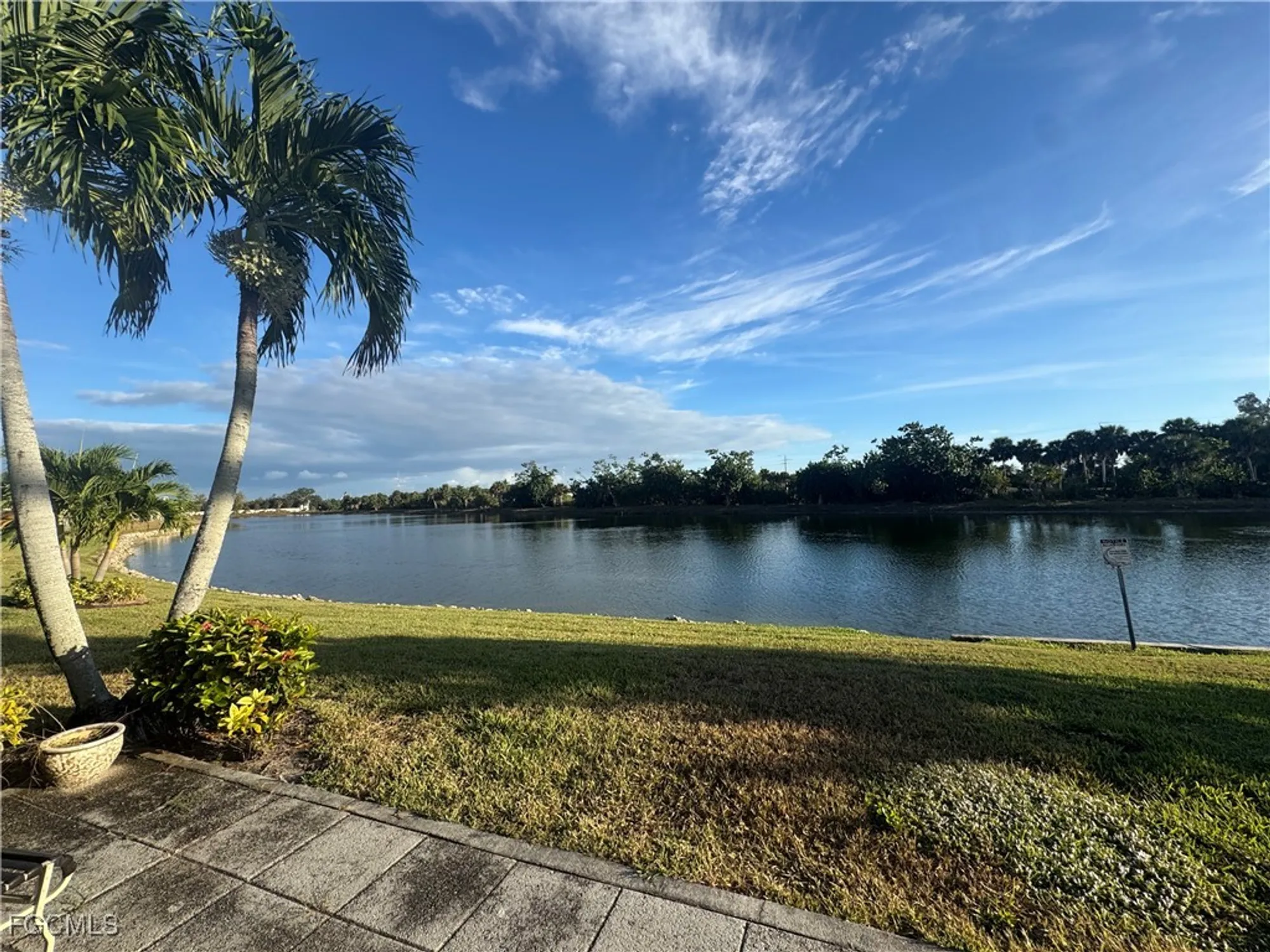 Property Slideshow image 6 of 12 | 11861 caravel cir, Fort Myers, FL, 33908