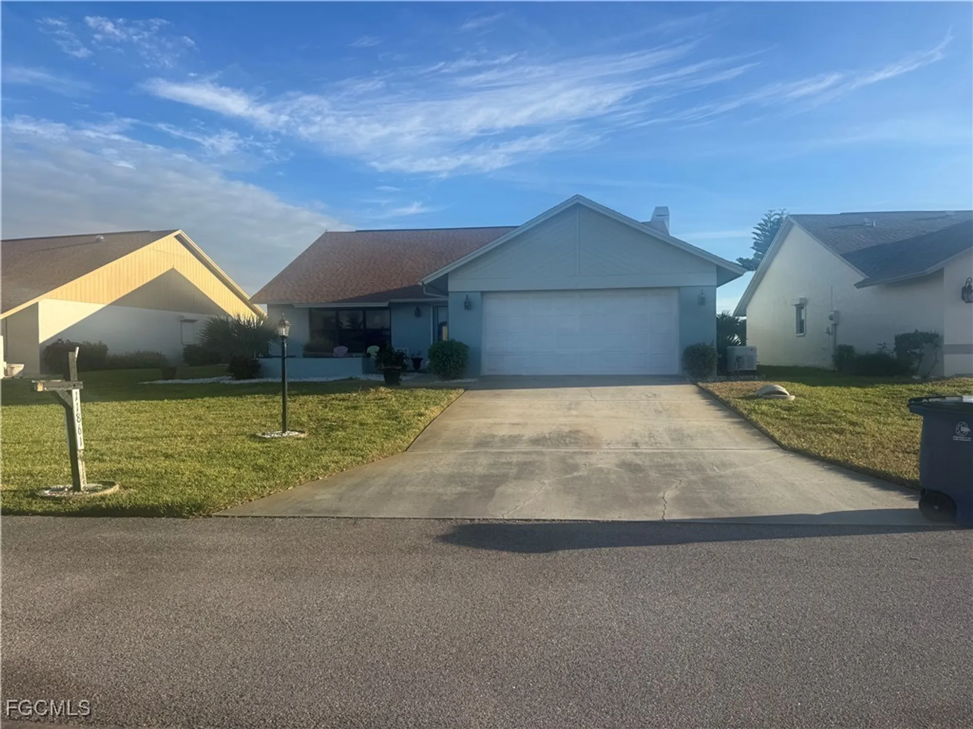 Property Slideshow image 9 of 12 | 11861 caravel cir, Fort Myers, FL, 33908