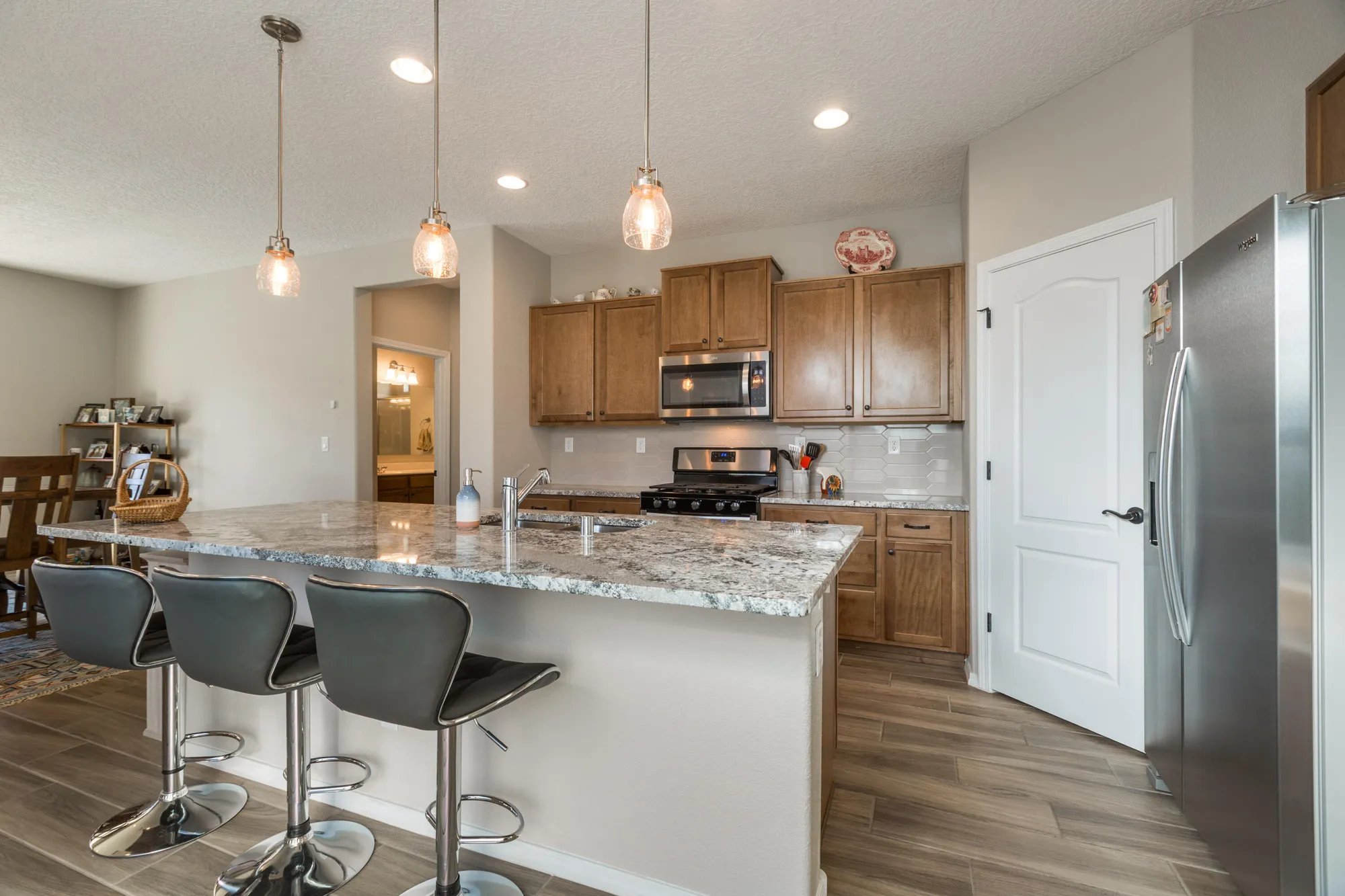 Property Slideshow image 14 of 56 | 1605 buffalo brook way nw, Albuquerque, NM, 87120