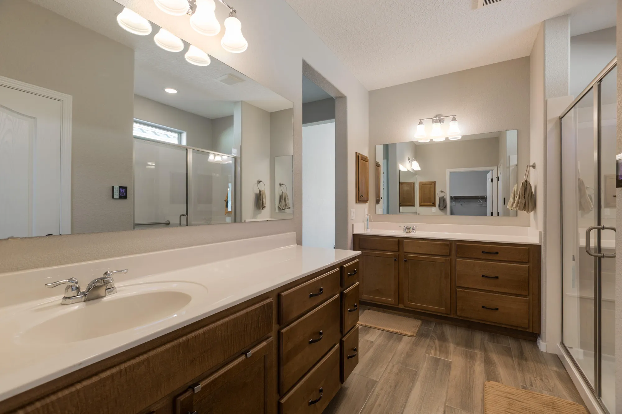 Property Slideshow image 27 of 56 | 1605 buffalo brook way nw, Albuquerque, NM, 87120