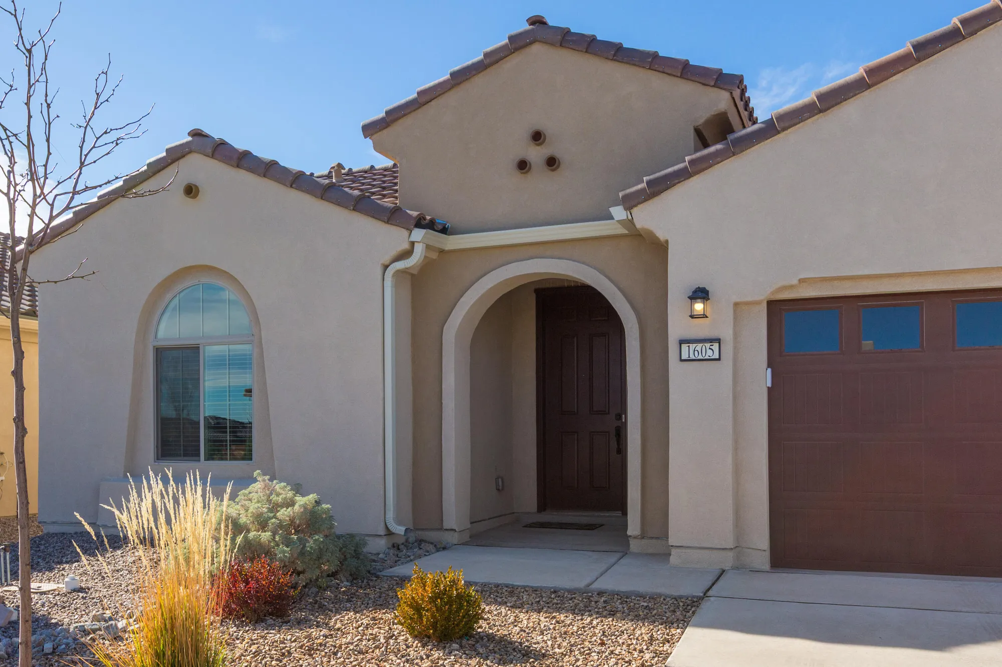 Property Slideshow image 2 of 56 | 1605 buffalo brook way nw, Albuquerque, NM, 87120