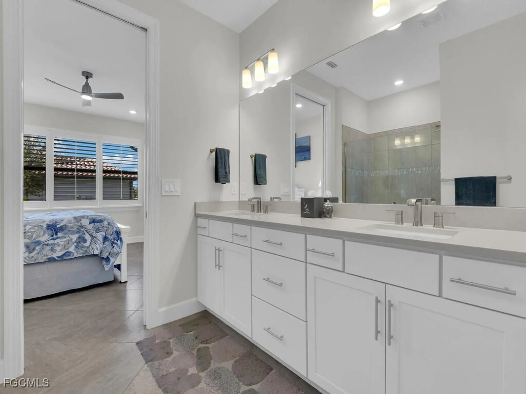 Property Slideshow image 21 of 47 | 17300 corsini dr, Fort Myers, FL, 33913