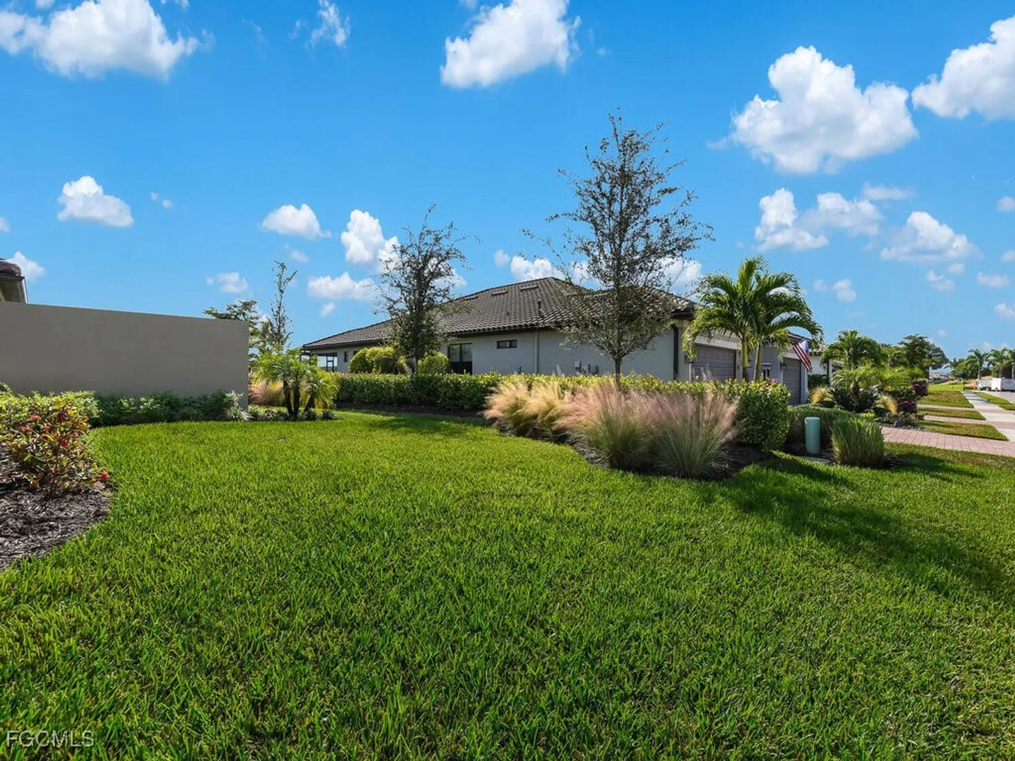 Property Slideshow image 38 of 47 | 17300 corsini dr, Fort Myers, FL, 33913
