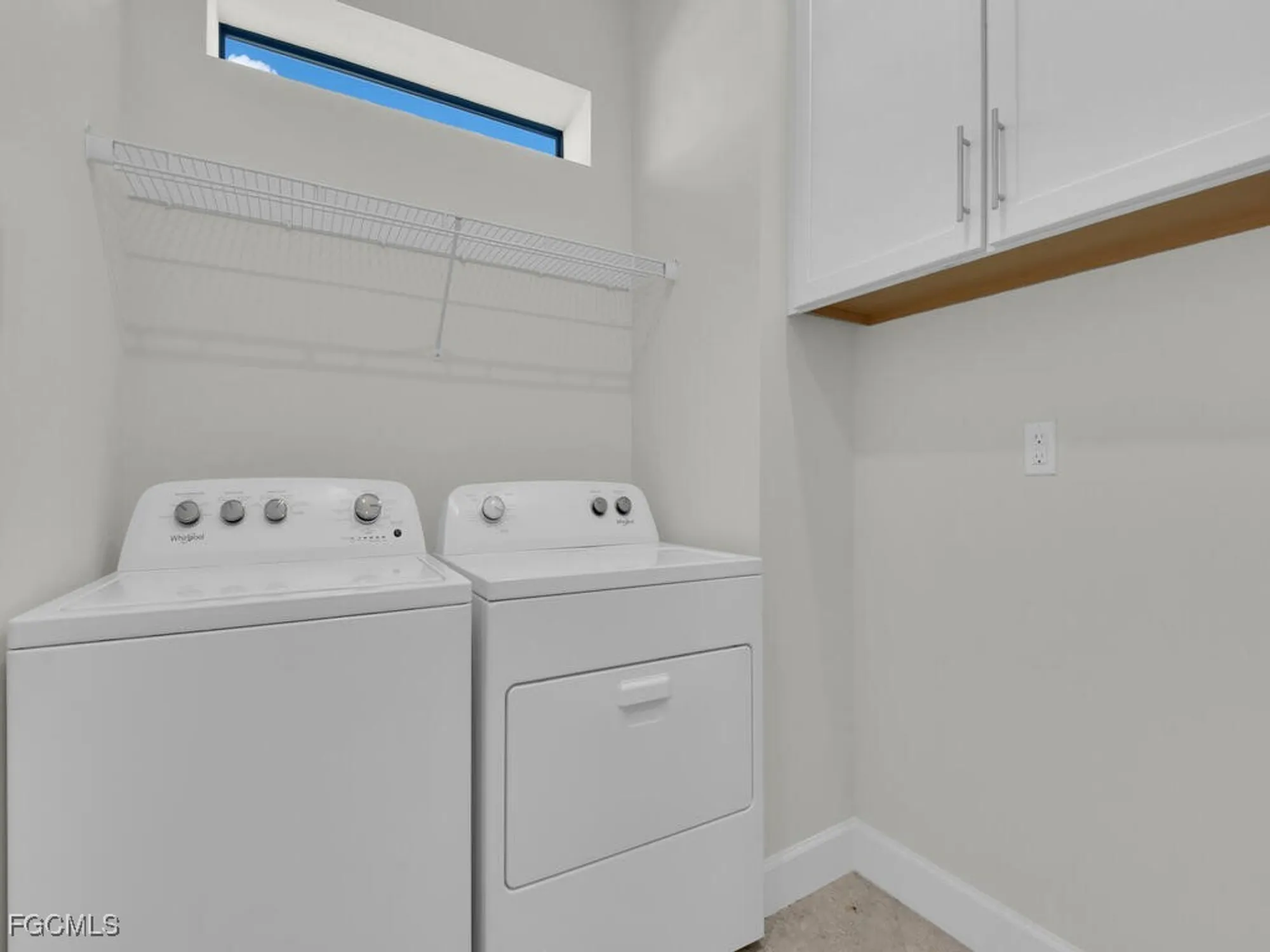 Property Slideshow image 31 of 47 | 17300 corsini dr, Fort Myers, FL, 33913