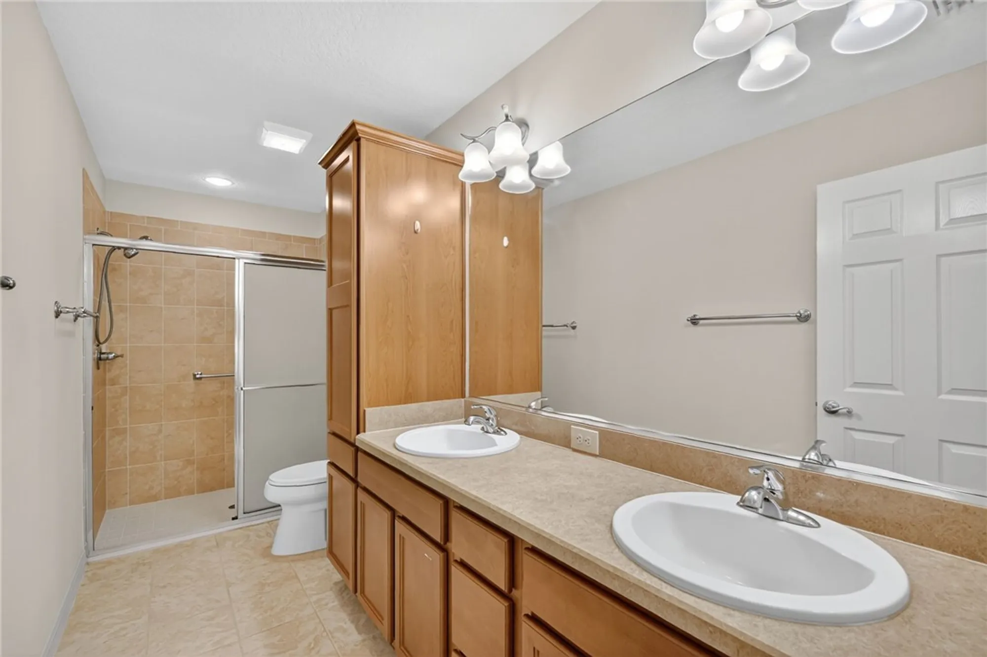 Property Slideshow image 15 of 27 | 2238 southwood dr, The Villages, FL, 32162