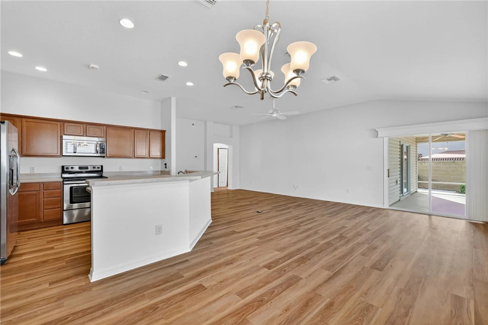 Property Slideshow image 10 of 27 | 2238 southwood dr, The Villages, FL, 32162