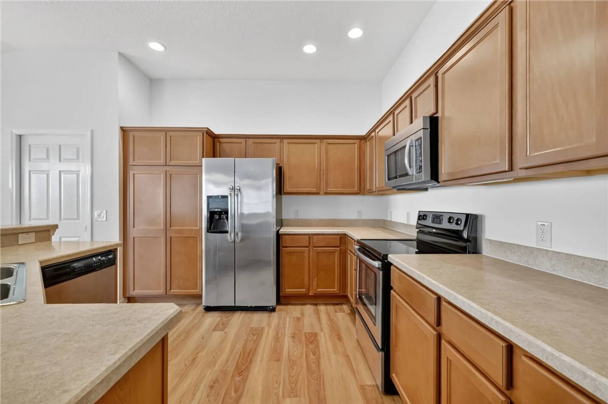 Property Slideshow image 12 of 27 | 2238 southwood dr, The Villages, FL, 32162