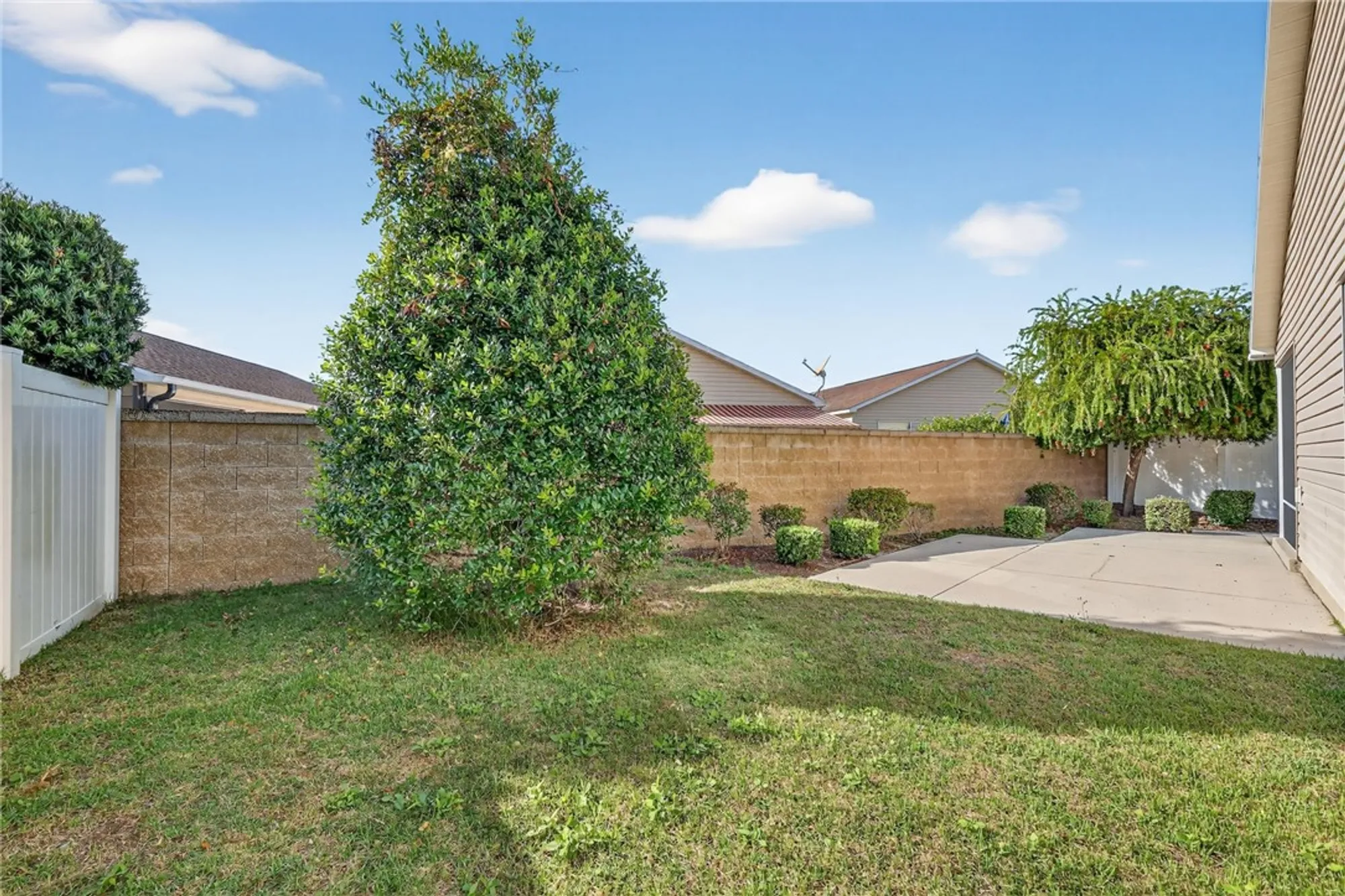 Property Slideshow image 27 of 27 | 2238 southwood dr, The Villages, FL, 32162