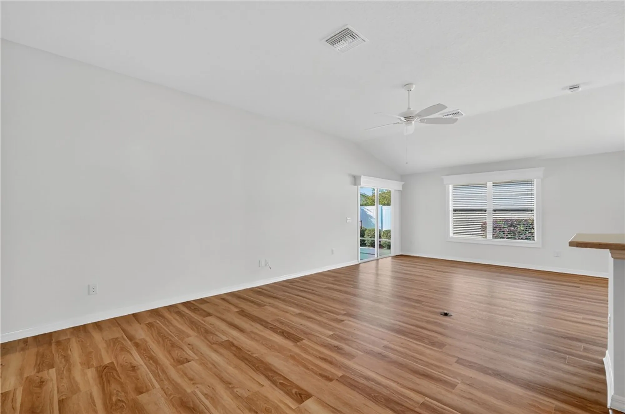 Property Slideshow image 6 of 27 | 2238 southwood dr, The Villages, FL, 32162