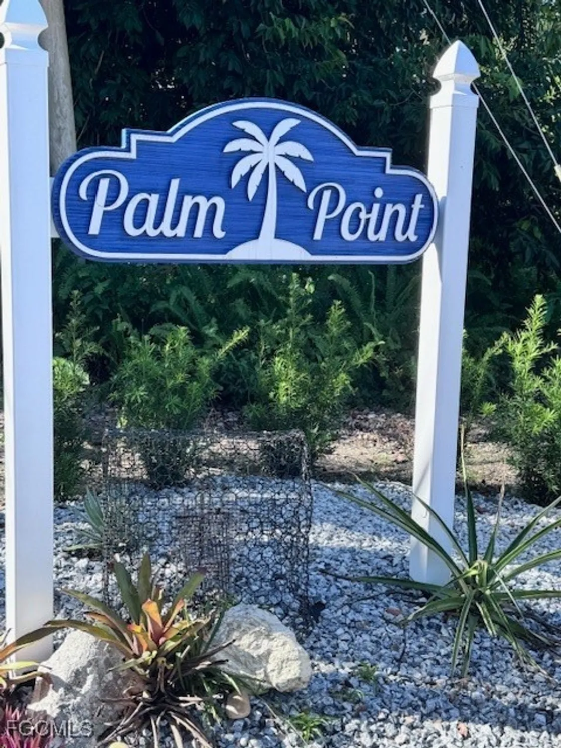 Property Slideshow image 32 of 40 | 14590 paul revere loop, North Fort Myers, FL, 33917